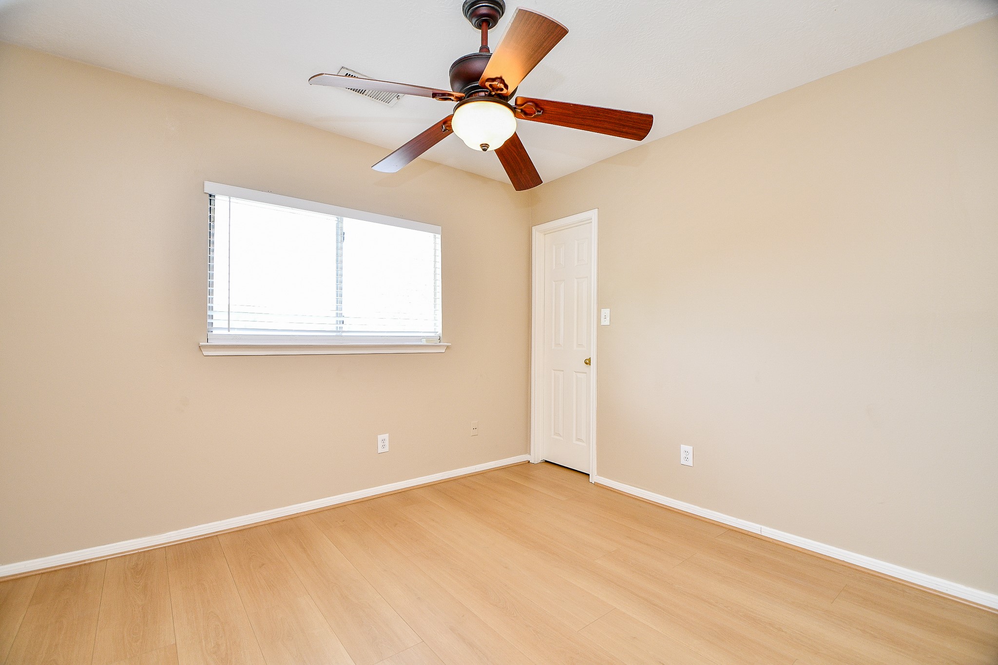 11707 Turtle Lake Drive, Houston, TX 77064