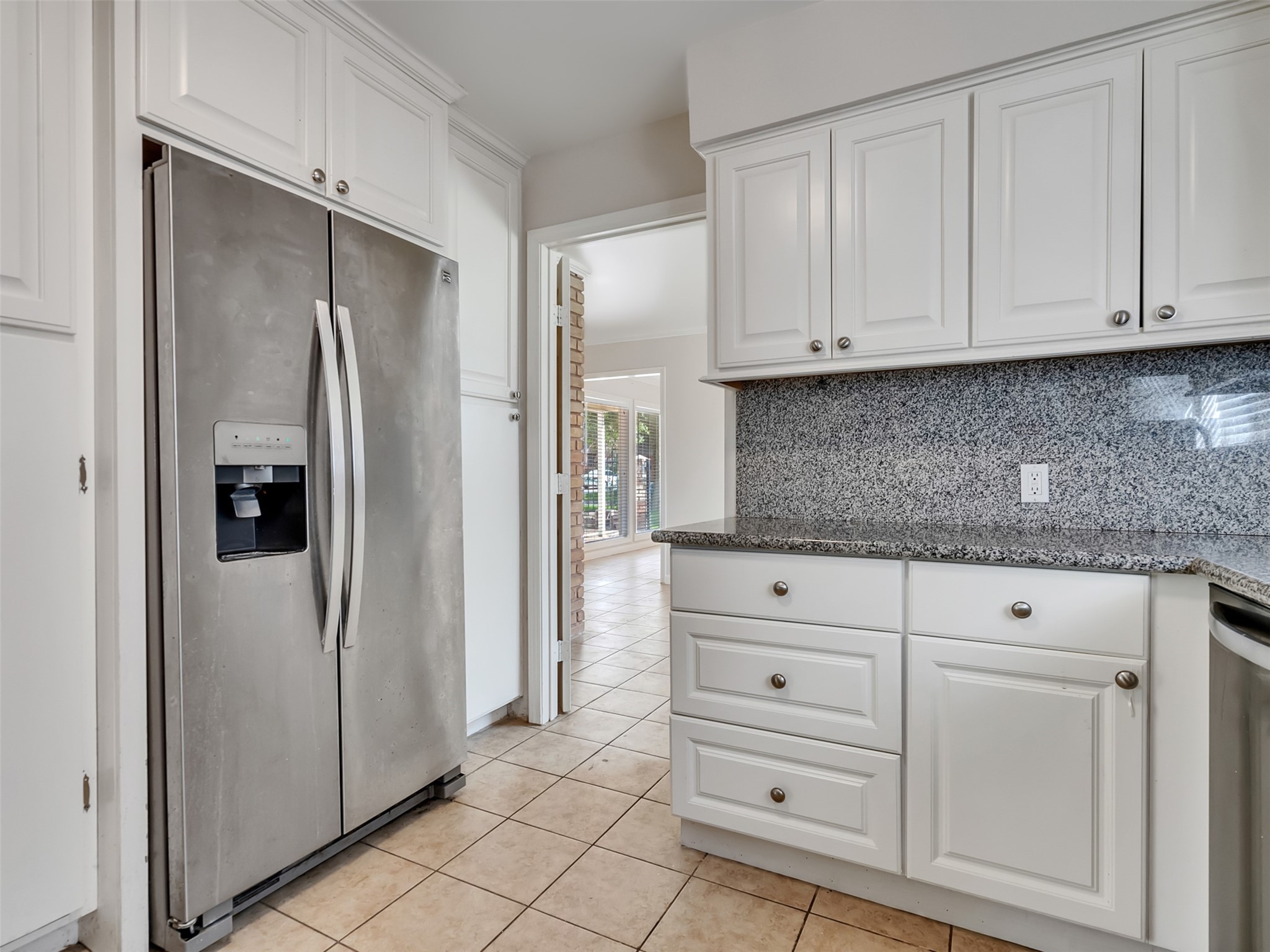 3015 Inwood Drive, Dickinson, TX 77539