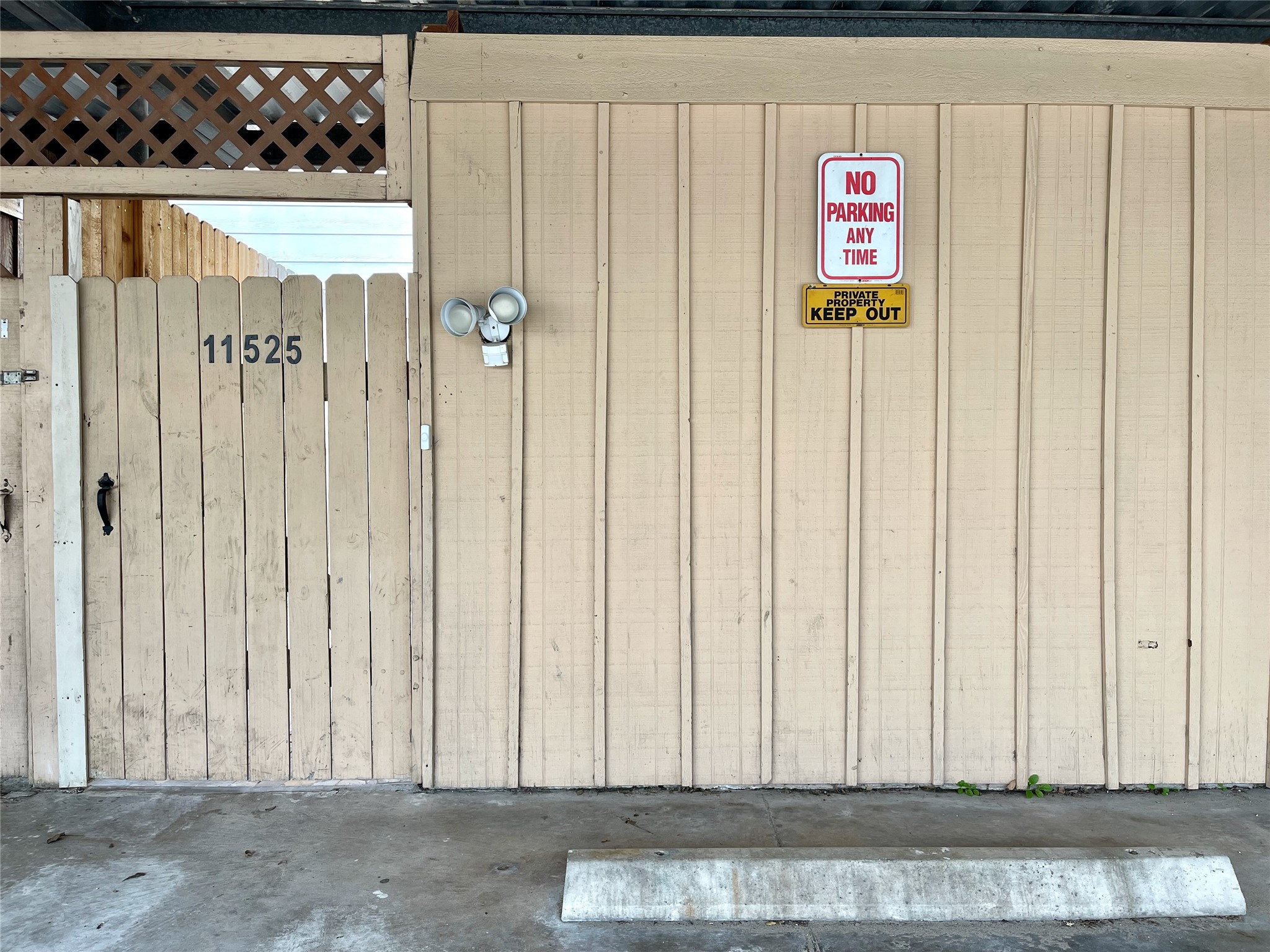 11525 Beechnut Street, Houston, TX 77072