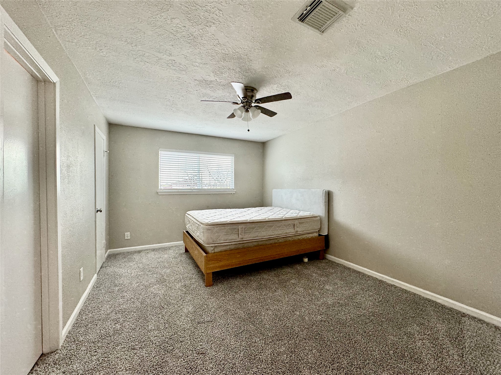 11525 Beechnut Street, Houston, TX 77072