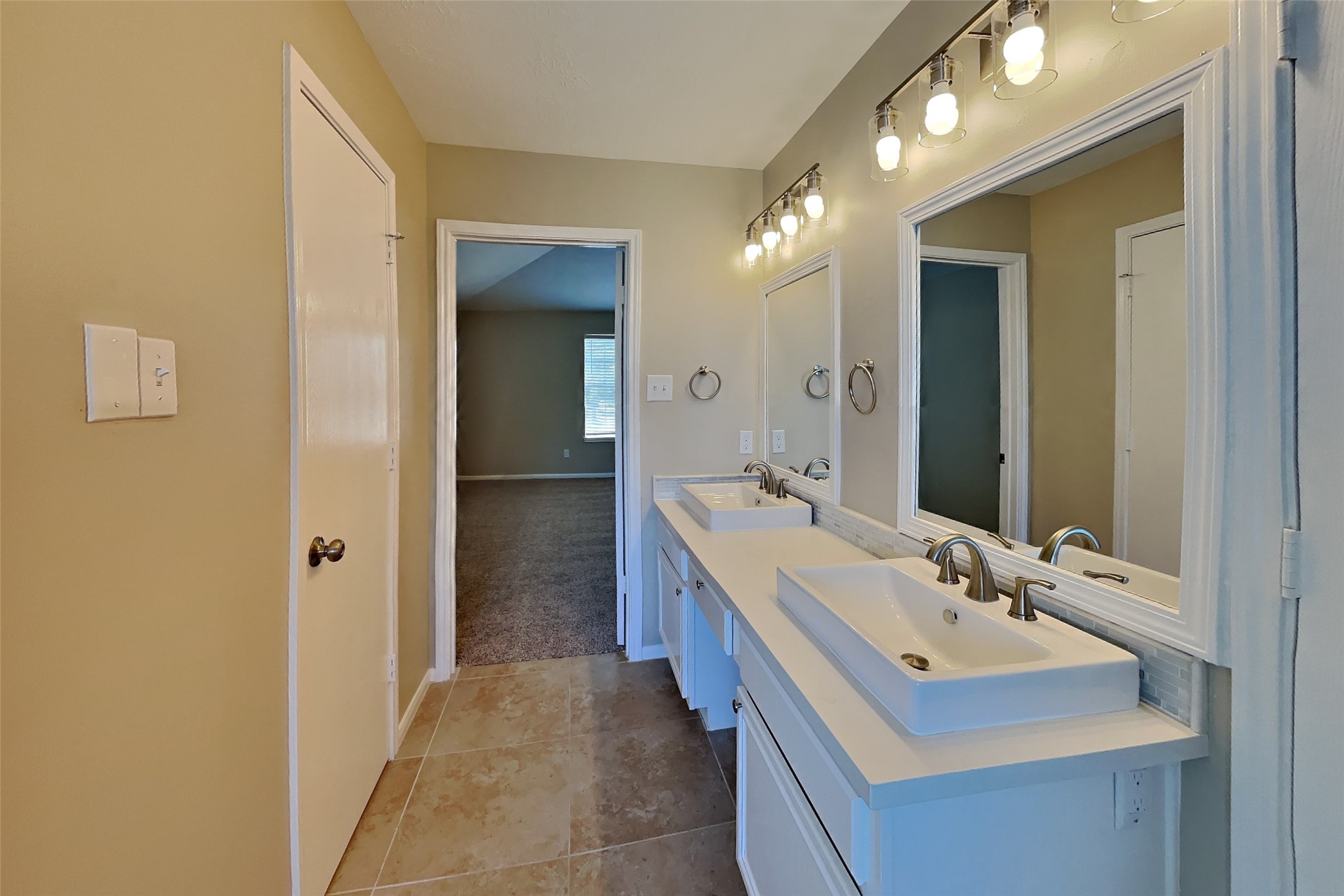 2703 Hidden Spring Vale Drive, Spring, TX 77386
