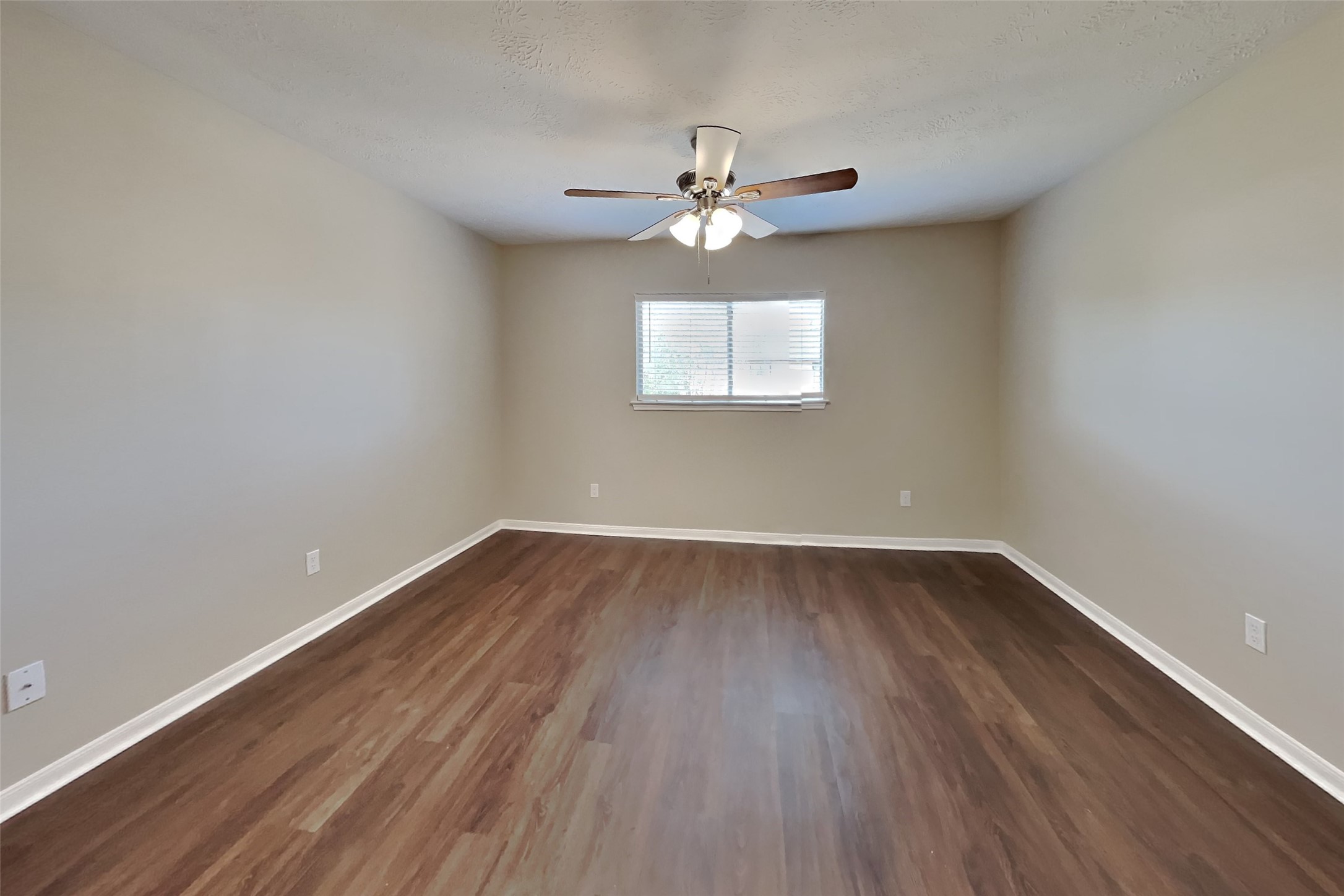 2703 Hidden Spring Vale Drive, Spring, TX 77386