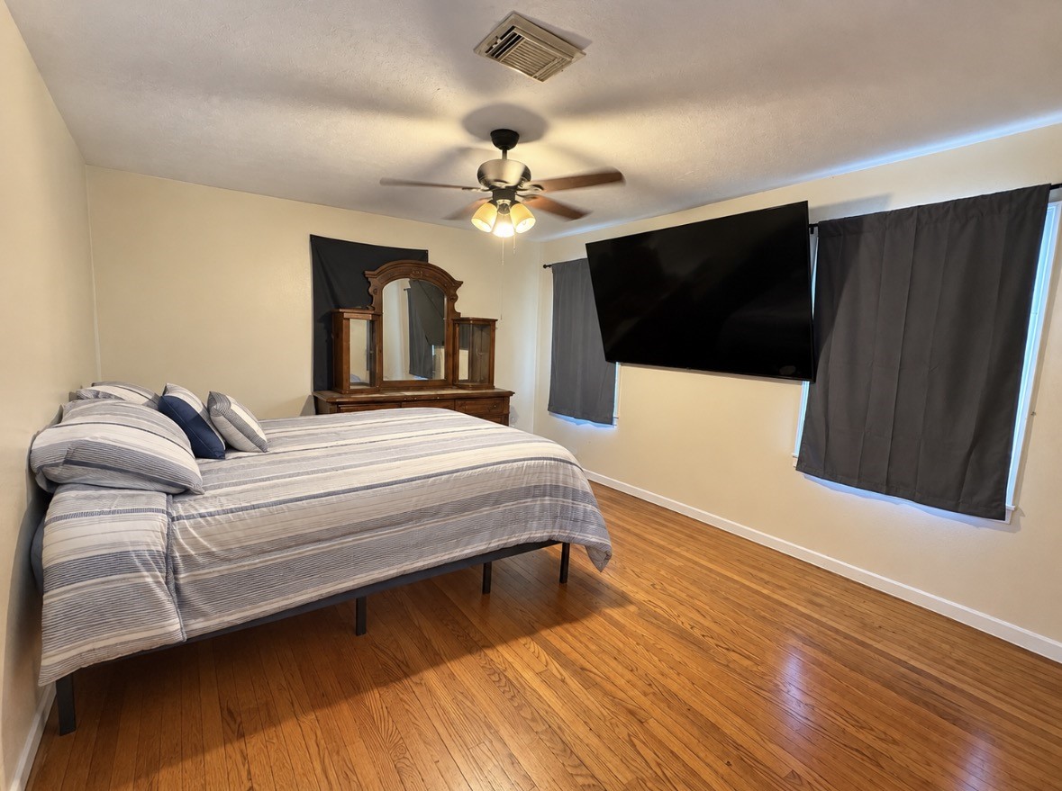 11929 15th Street, Santa Fe, TX 77510