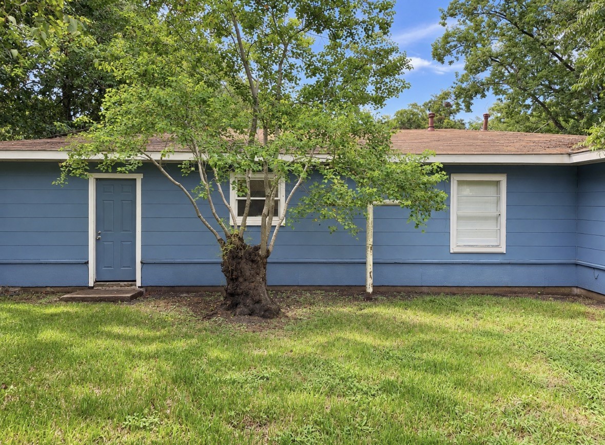 A second look at the backyard and all the space it has to offer