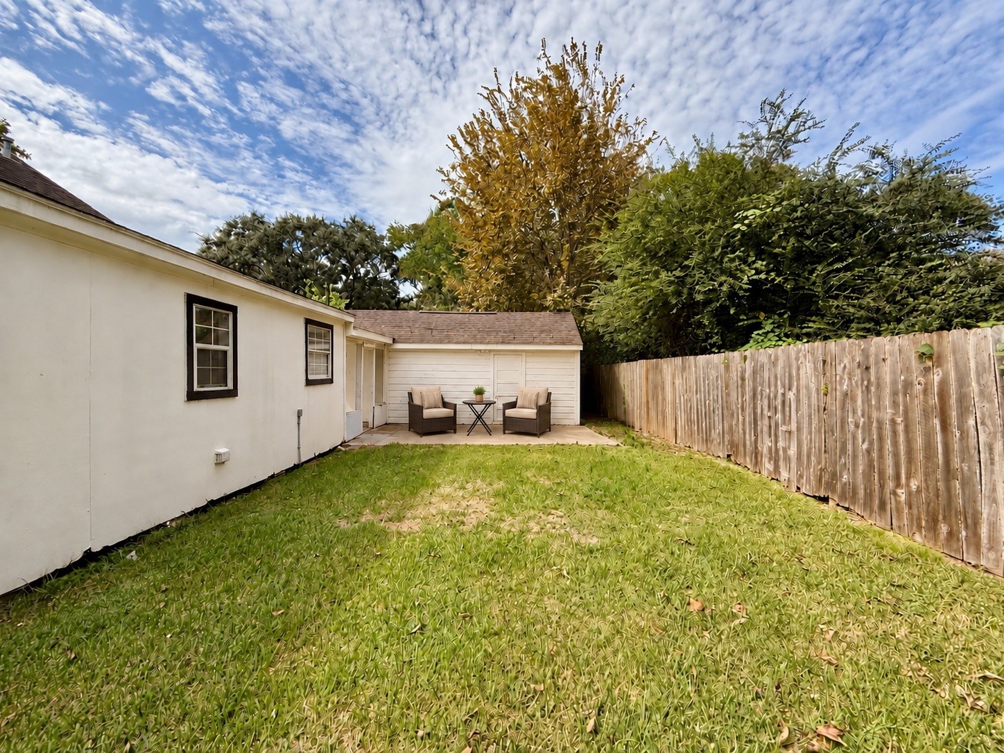 416 W Brazos Avenue, West Columbia, TX 77486
