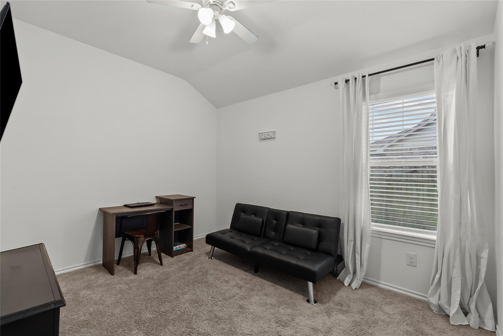 4331 Oakdale Mist Drive, Dickinson, TX 77539
