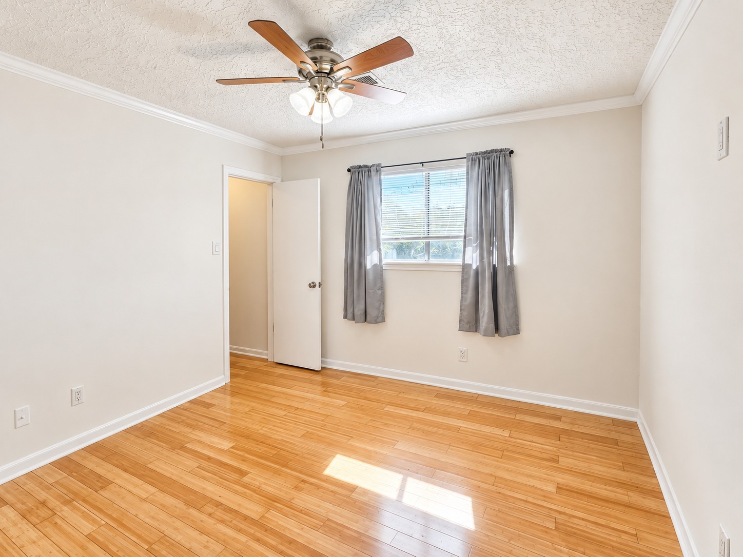 14131 Cleobrook Drive, Houston, TX 77070