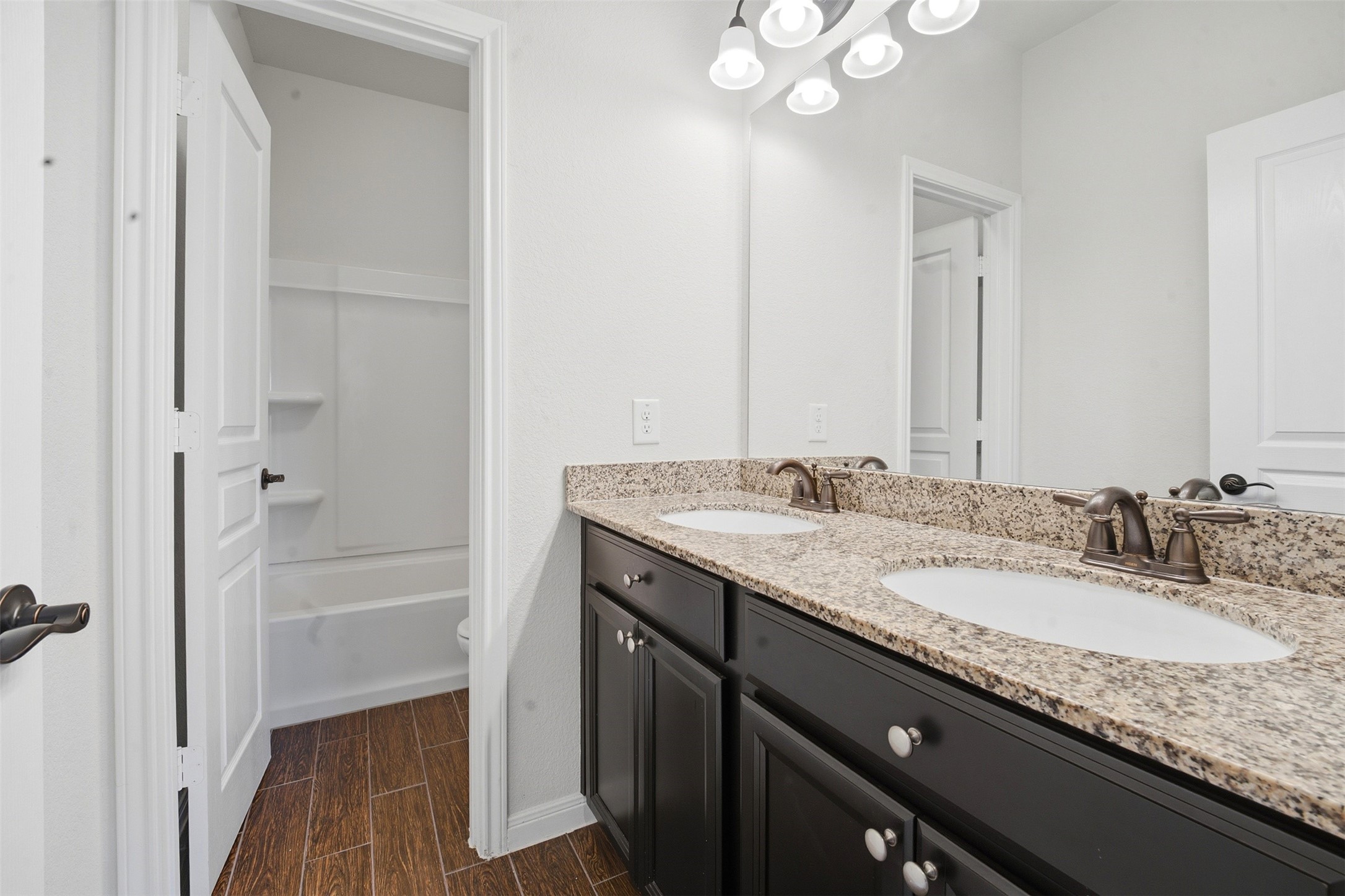 Secondary Bath