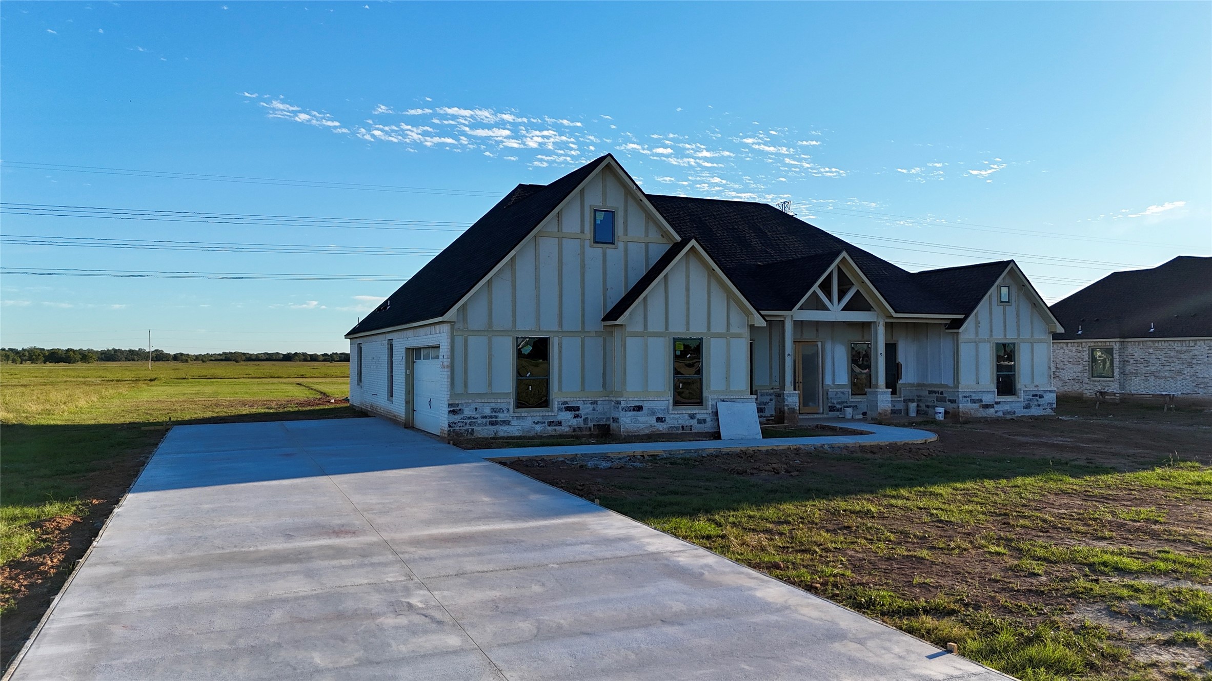 448 Angus Trail, Angleton, TX 77515