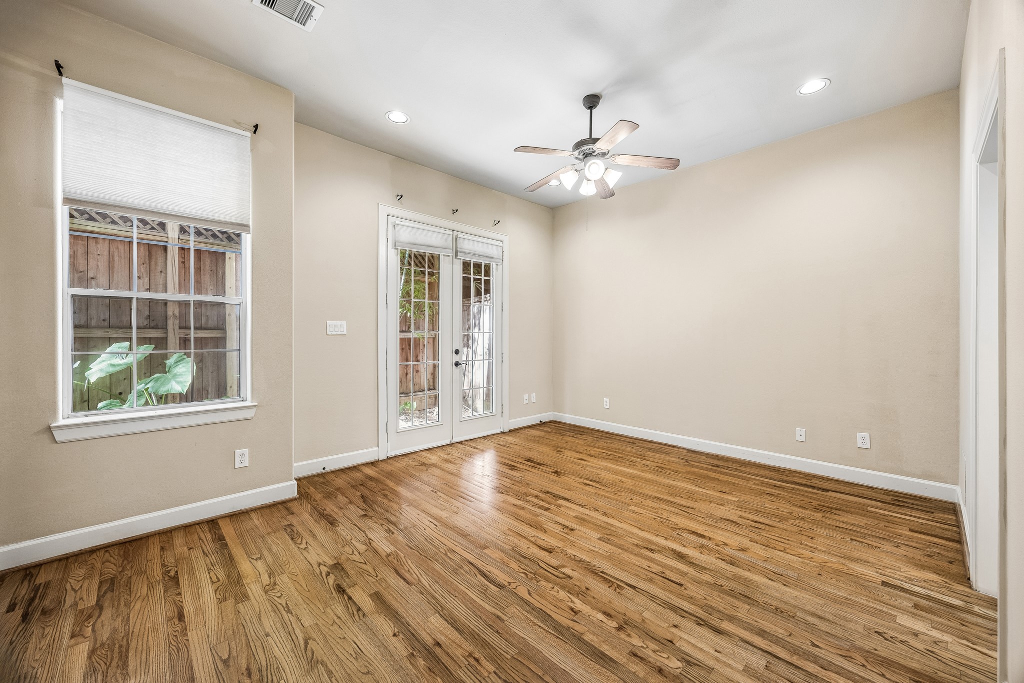 First Floor Bedroom with ensuite bath.