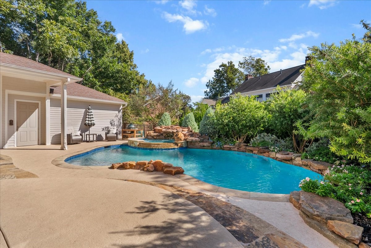 1218 Bluebonnet Drive, Seabrook, TX 77586