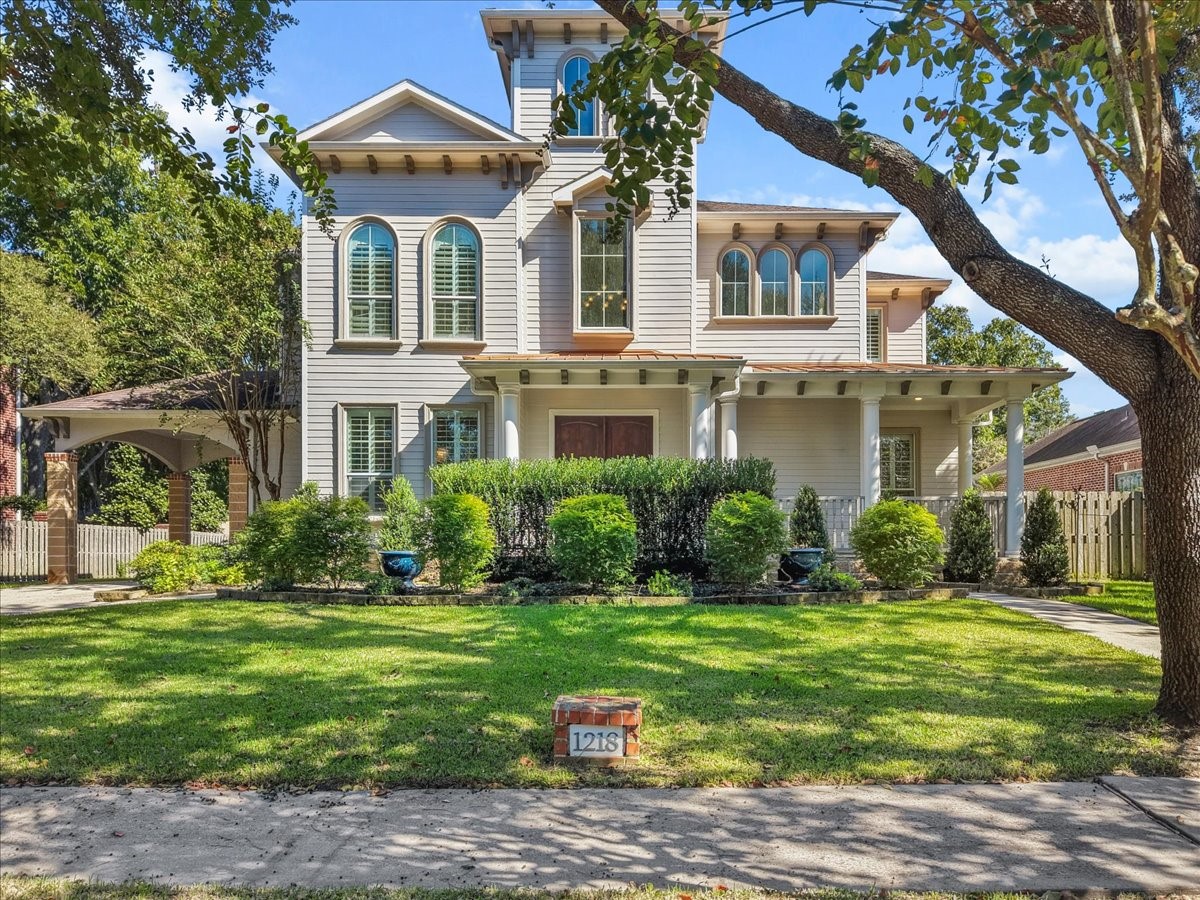 1218 Bluebonnet Drive, Seabrook, TX 77586