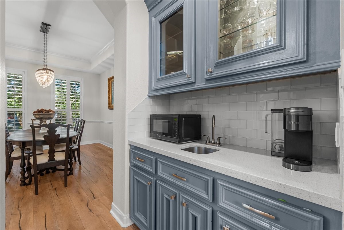 1218 Bluebonnet Drive, Seabrook, TX 77586