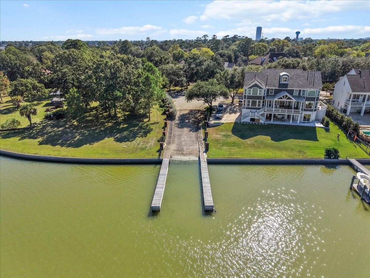 1218 Bluebonnet Drive, Seabrook, TX 77586