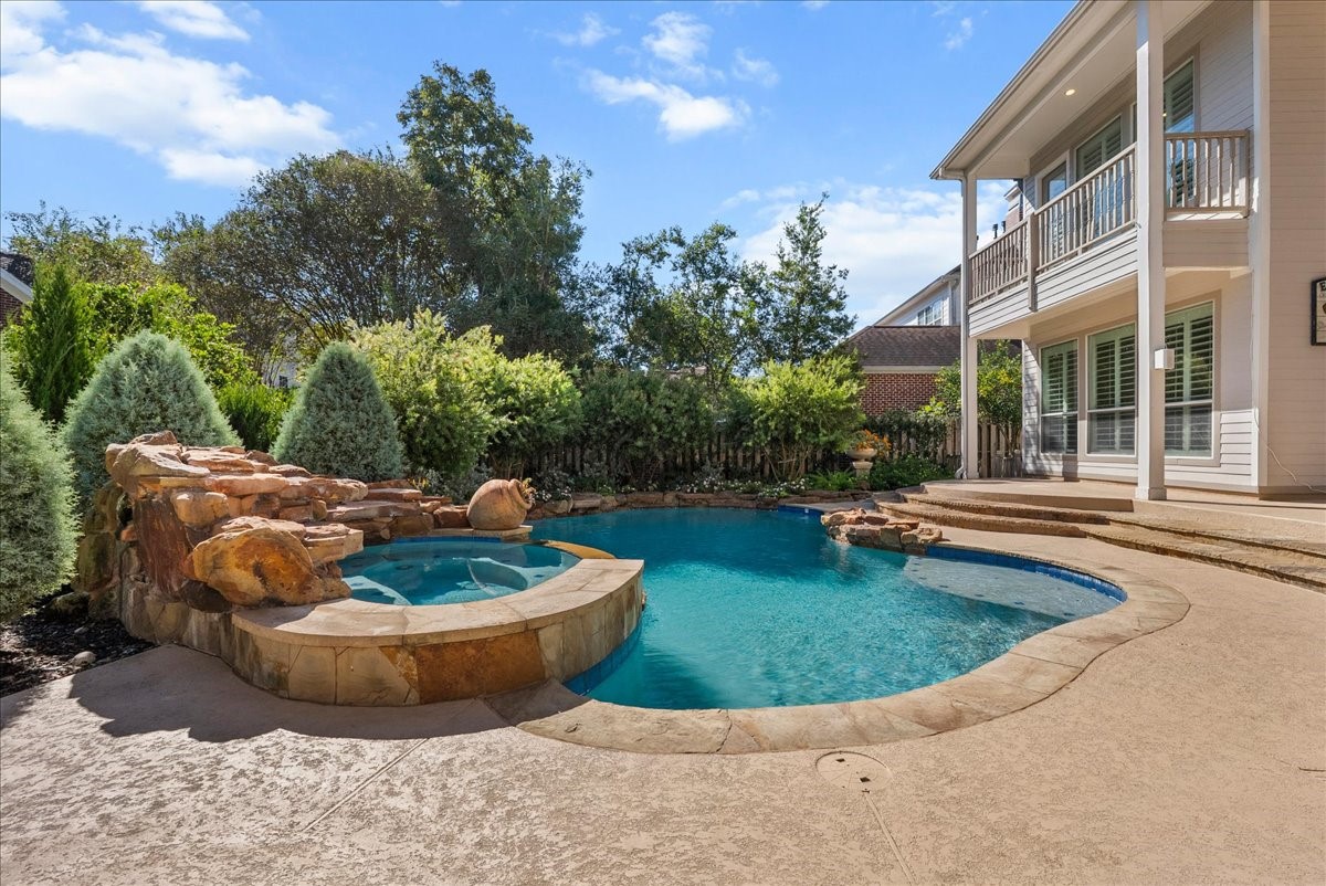 1218 Bluebonnet Drive, Seabrook, TX 77586