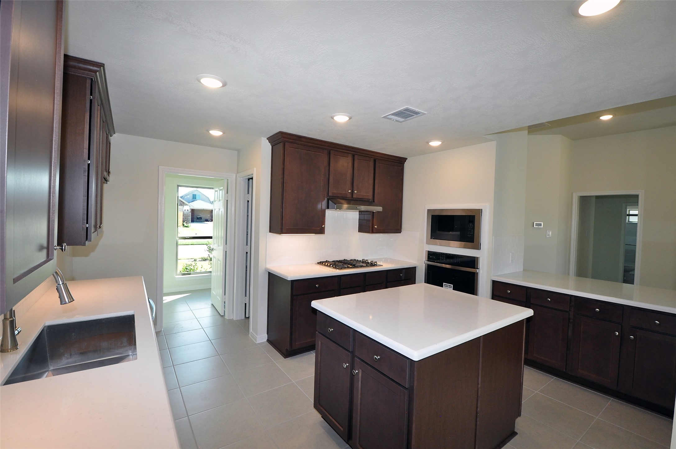Island Kitchen