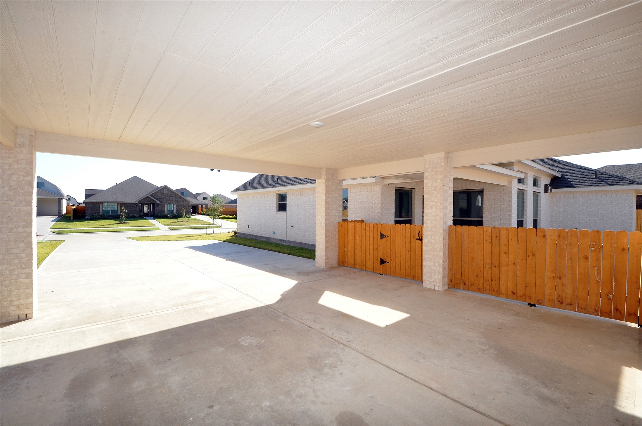 2210 ENSENADA Drive, League City, TX 77539