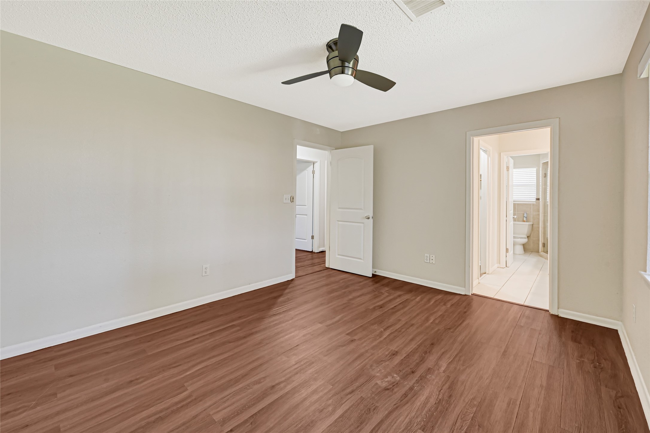 12738 Eastbrook Drive, Houston, TX 77013