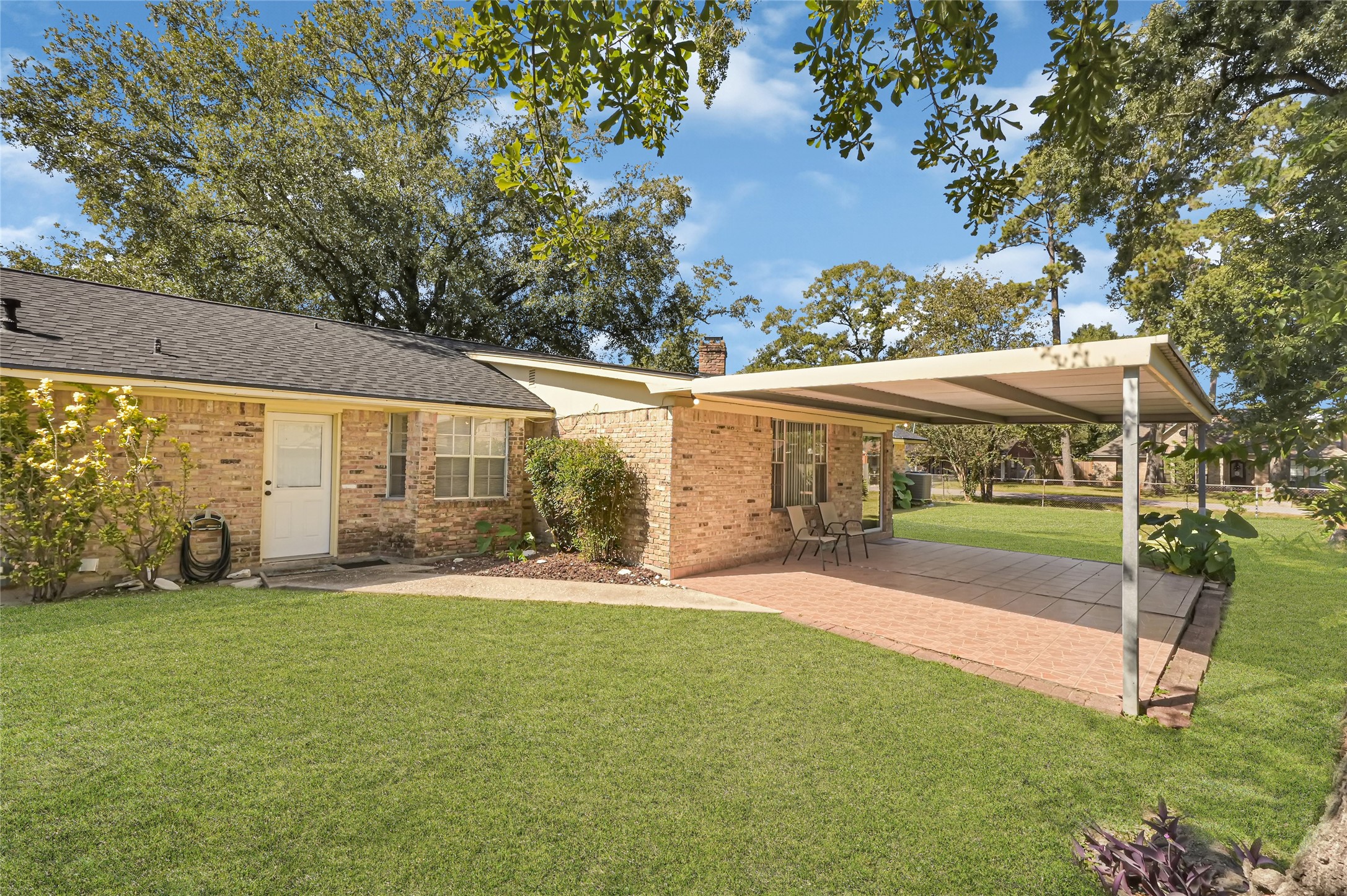 12738 Eastbrook Drive, Houston, TX 77013