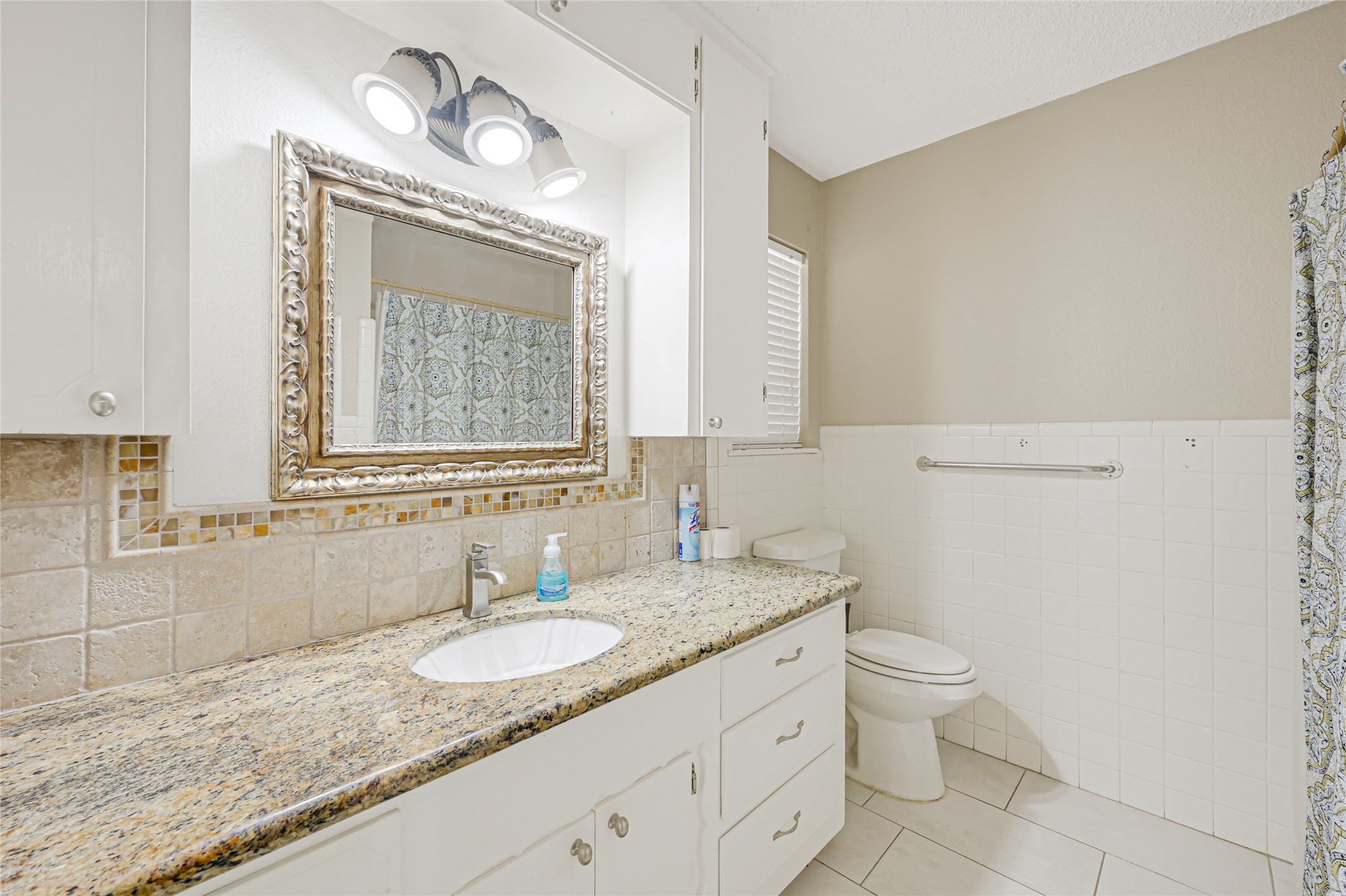 12738 Eastbrook Drive, Houston, TX 77013