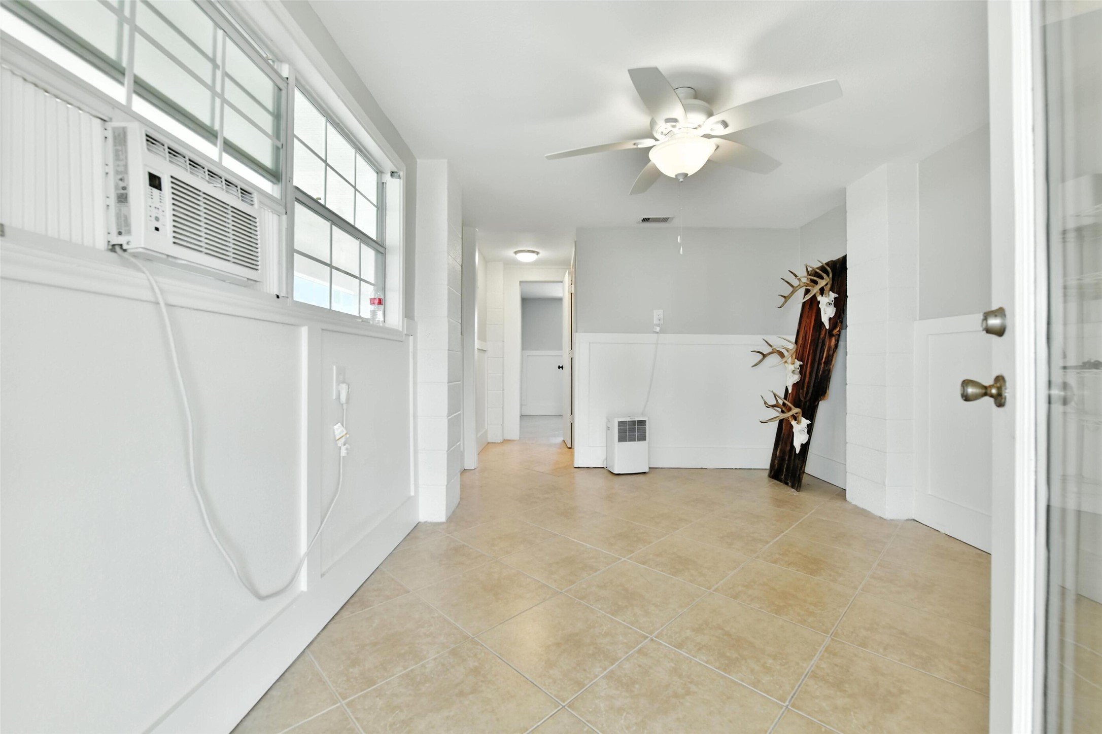 1127 Redfish Street, Bayou Vista, TX 77563