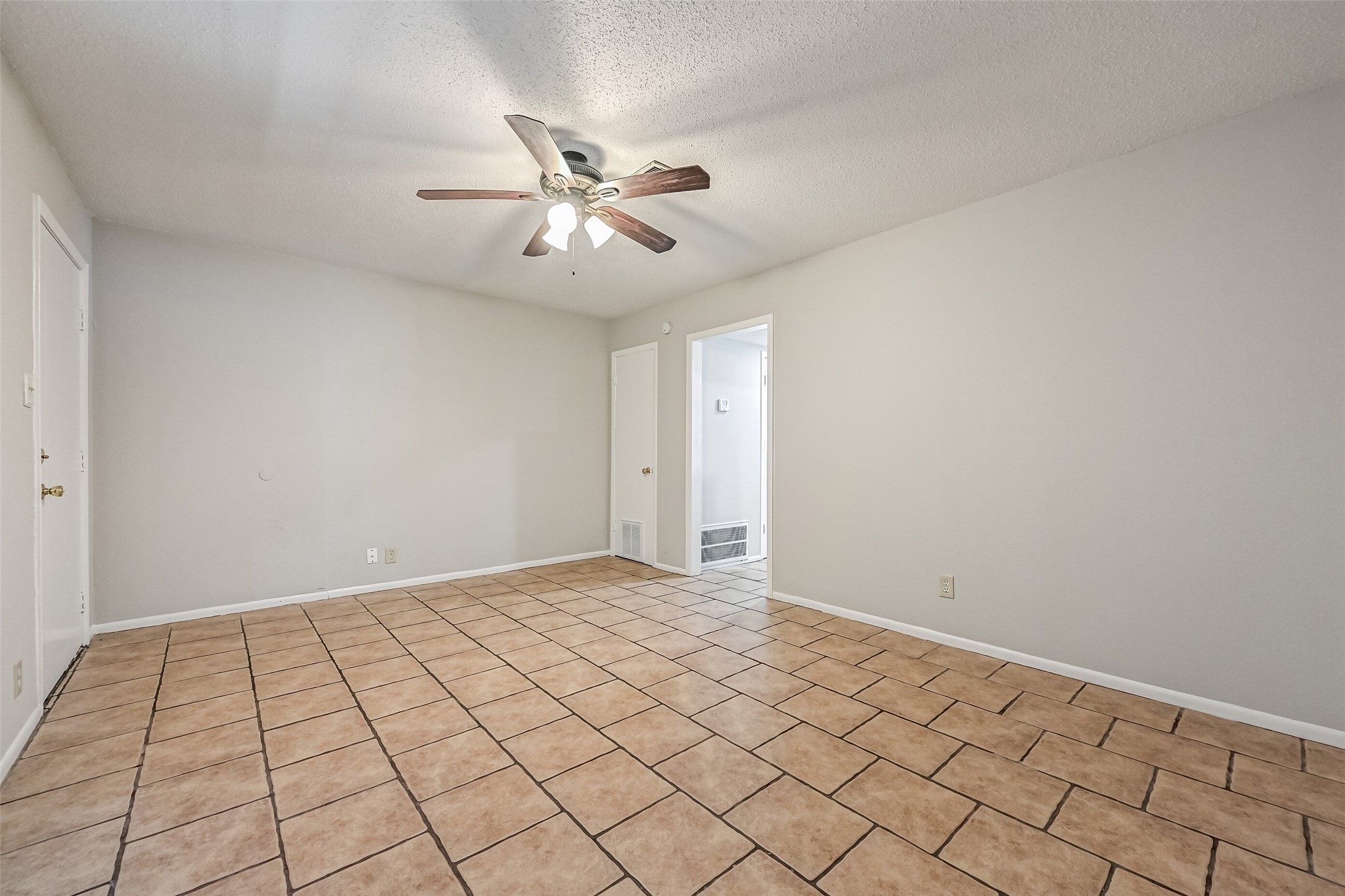 1817 Biovu Drive, Galveston, TX 77551
