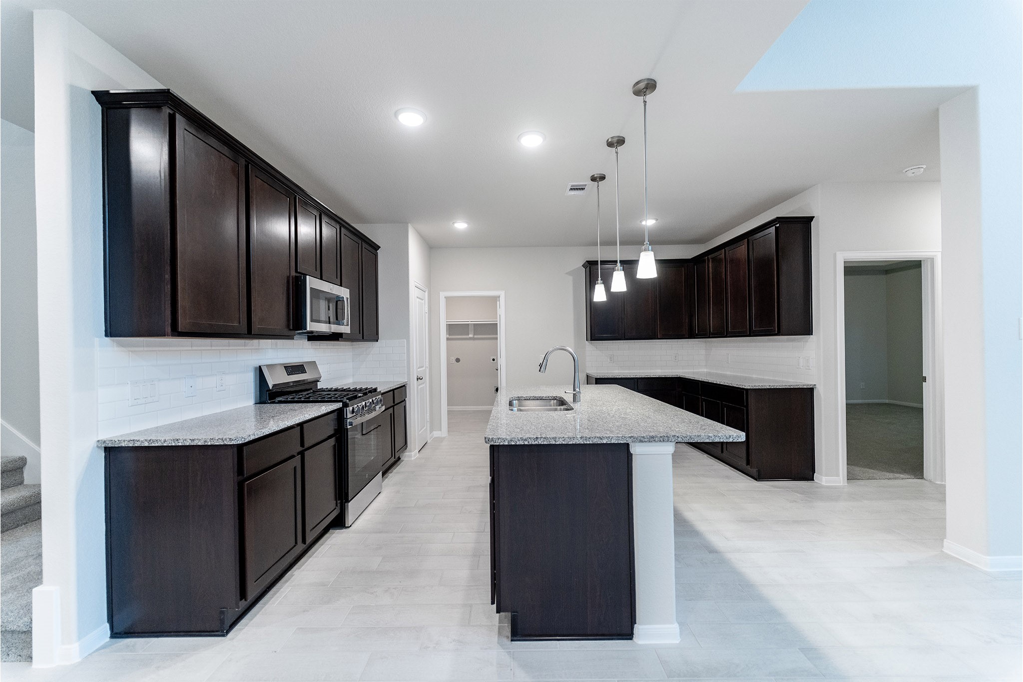 2818 Blue Iolite Drive, Iowa Colony, TX 77583