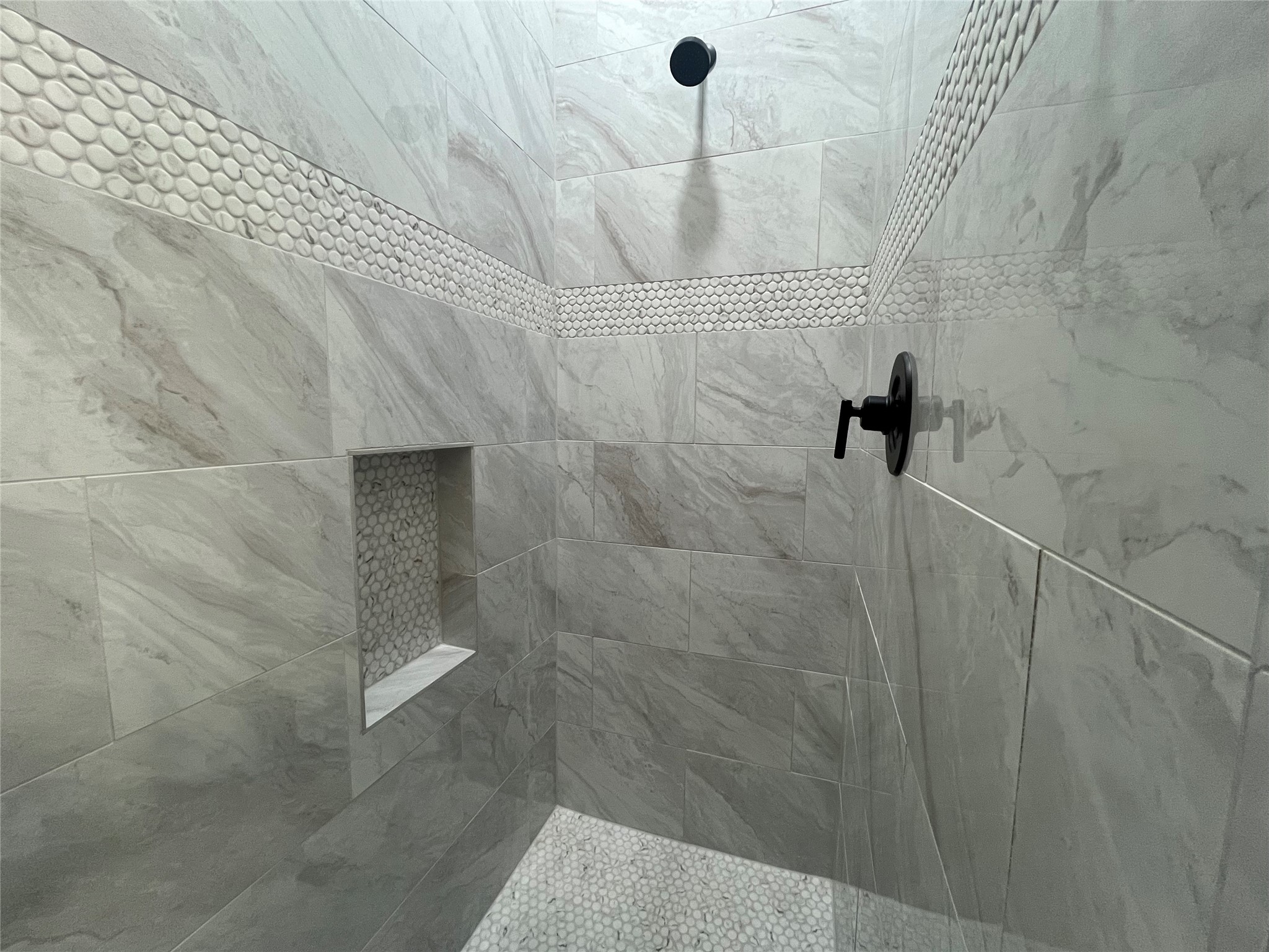 28811 Champion Oak primary shower