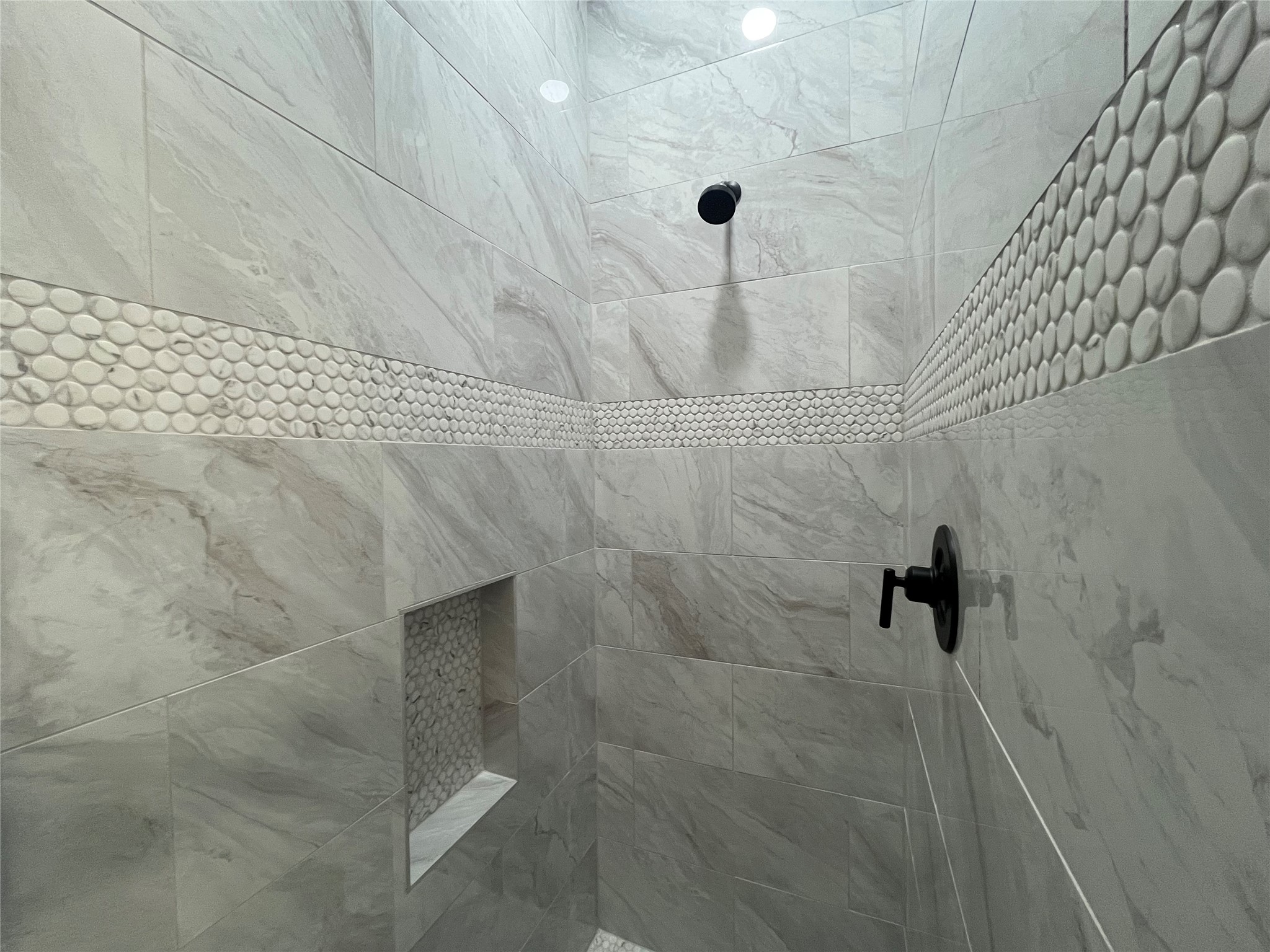 28811 Champion Oak primary shower 2