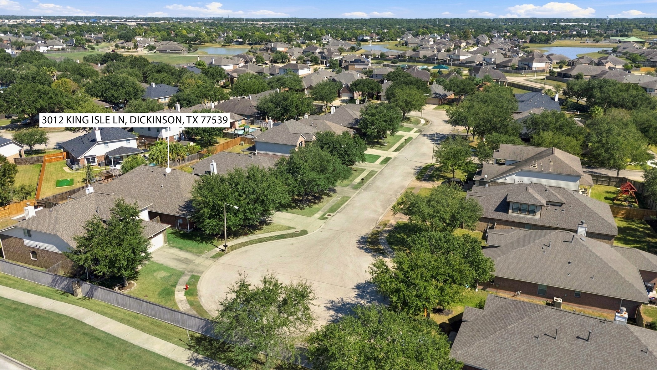 3012 Kings Isle Lane, Dickinson, TX 77539