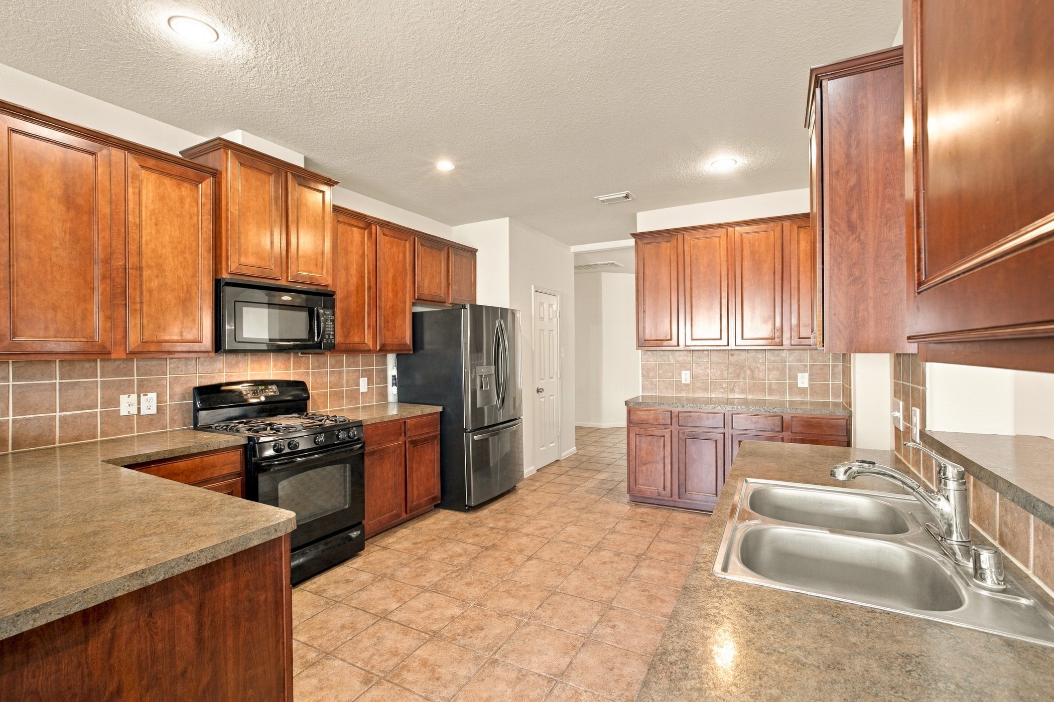 3012 Kings Isle Lane, Dickinson, TX 77539 3012 Kings Isle Lane, Dickinson, TX 77539