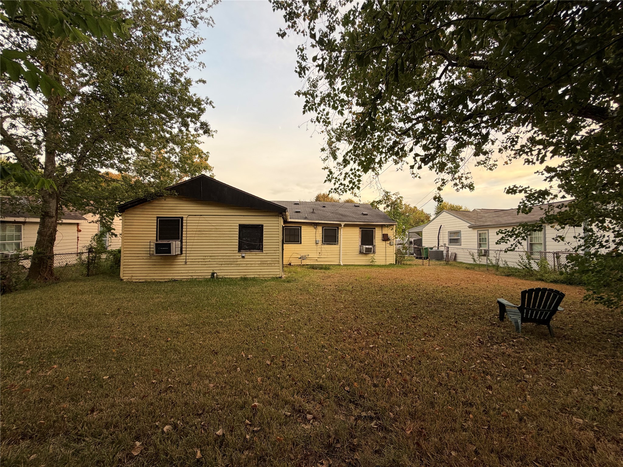 7326 Eisenhower Road, Houston, TX 77033