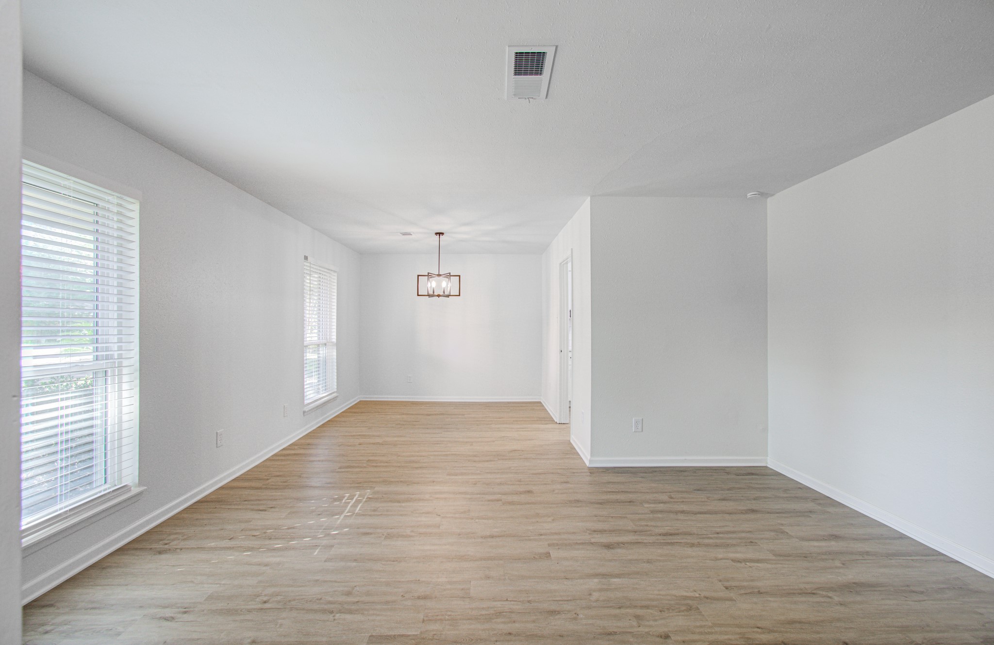 11735 N Perry Avenue, Houston, TX 77071