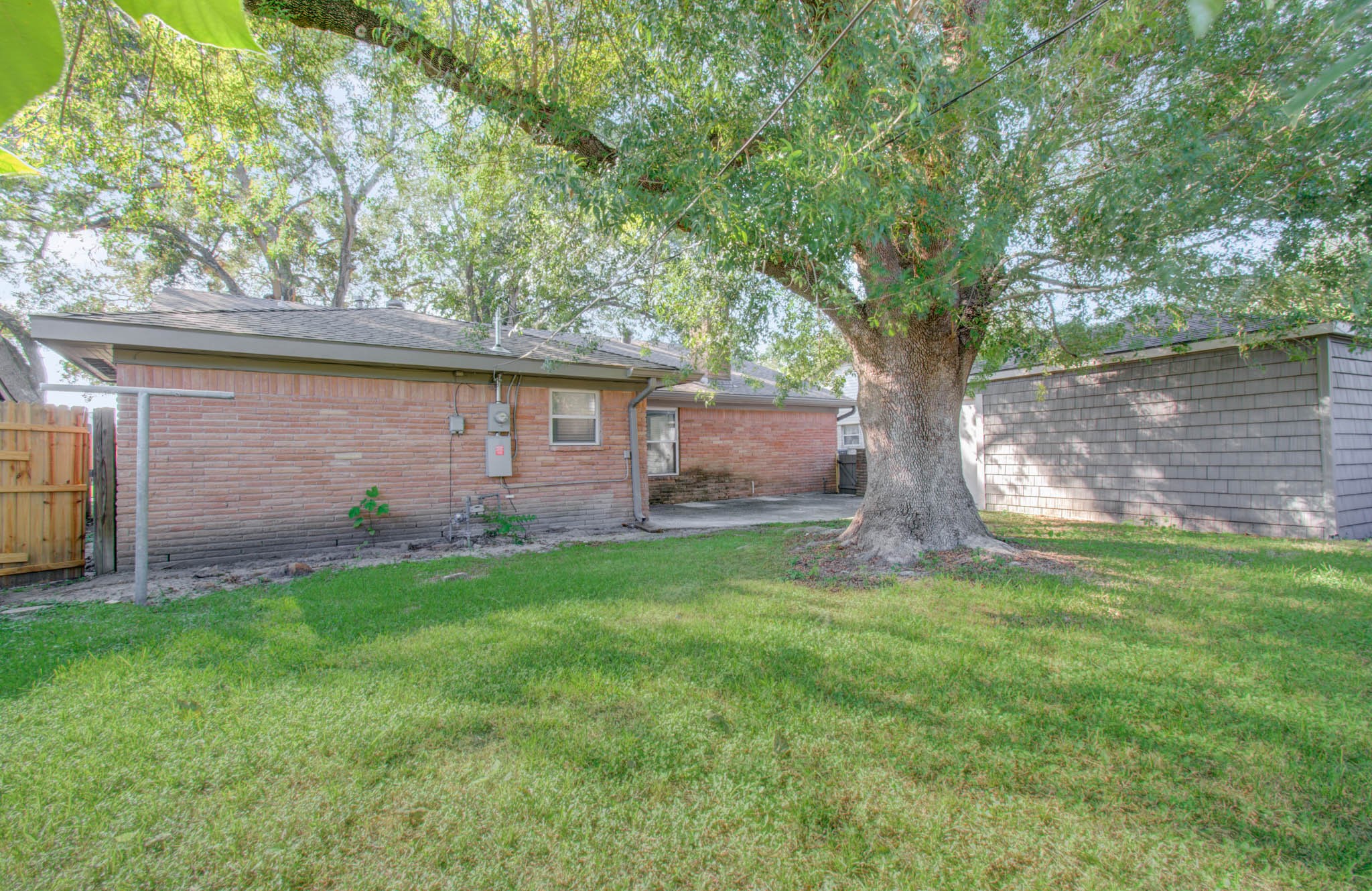 11735 N Perry Avenue, Houston, TX 77071