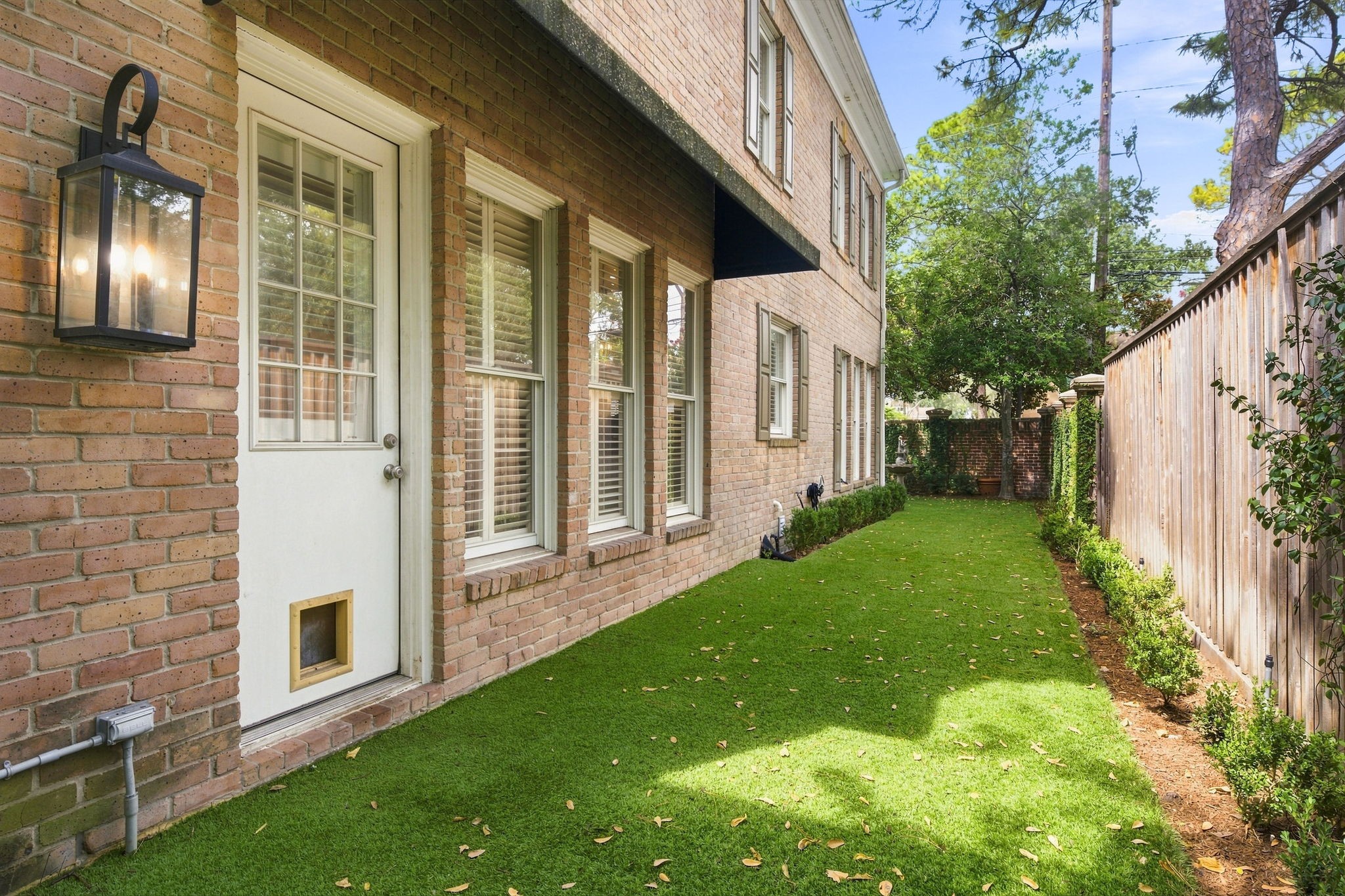2211 Augusta Drive, #1, Houston, TX 77057