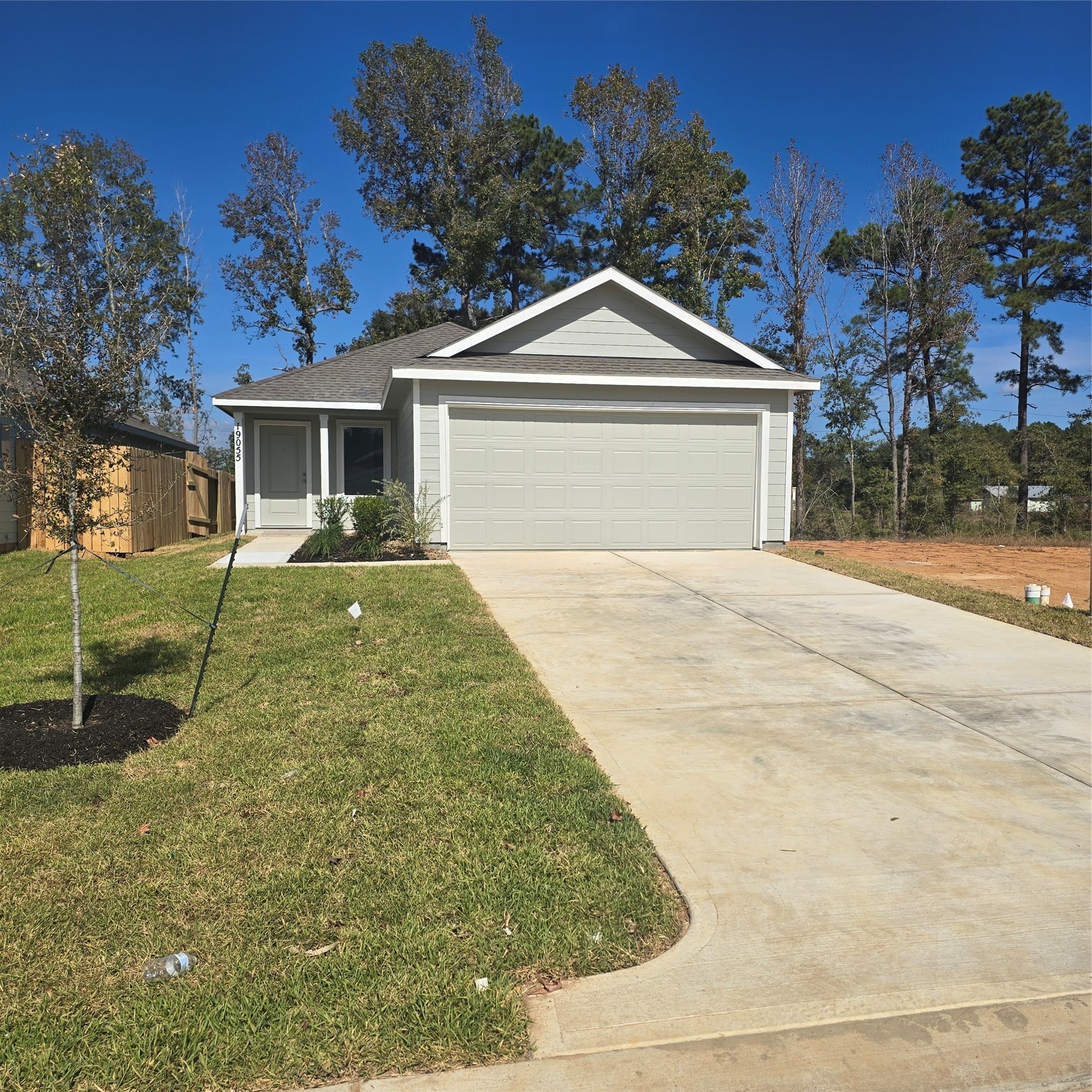 19055 Style Drive, Conroe, TX 77306 19055 Style Drive, Conroe, TX 77306