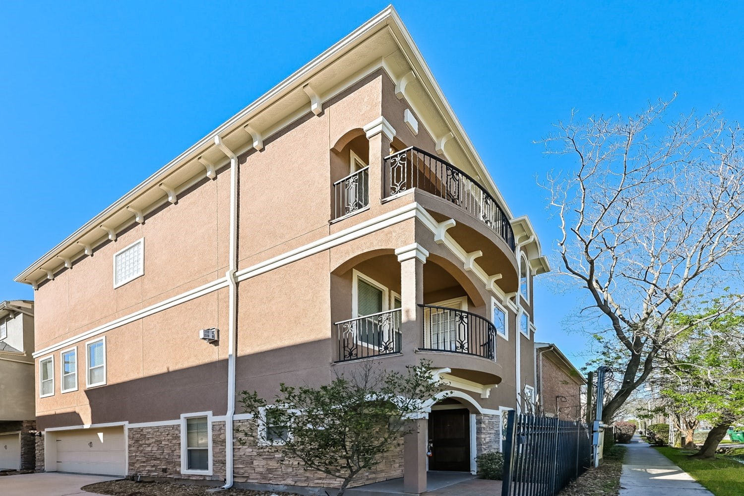 912 W 25th Street, #1, Houston, TX 77008