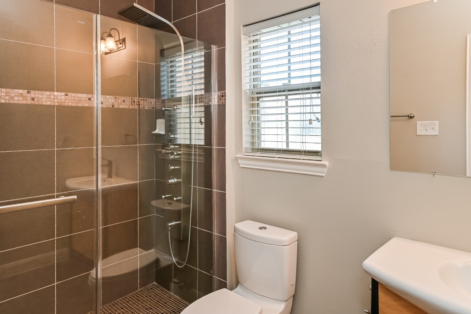 912 W 25th Street, #1, Houston, TX 77008