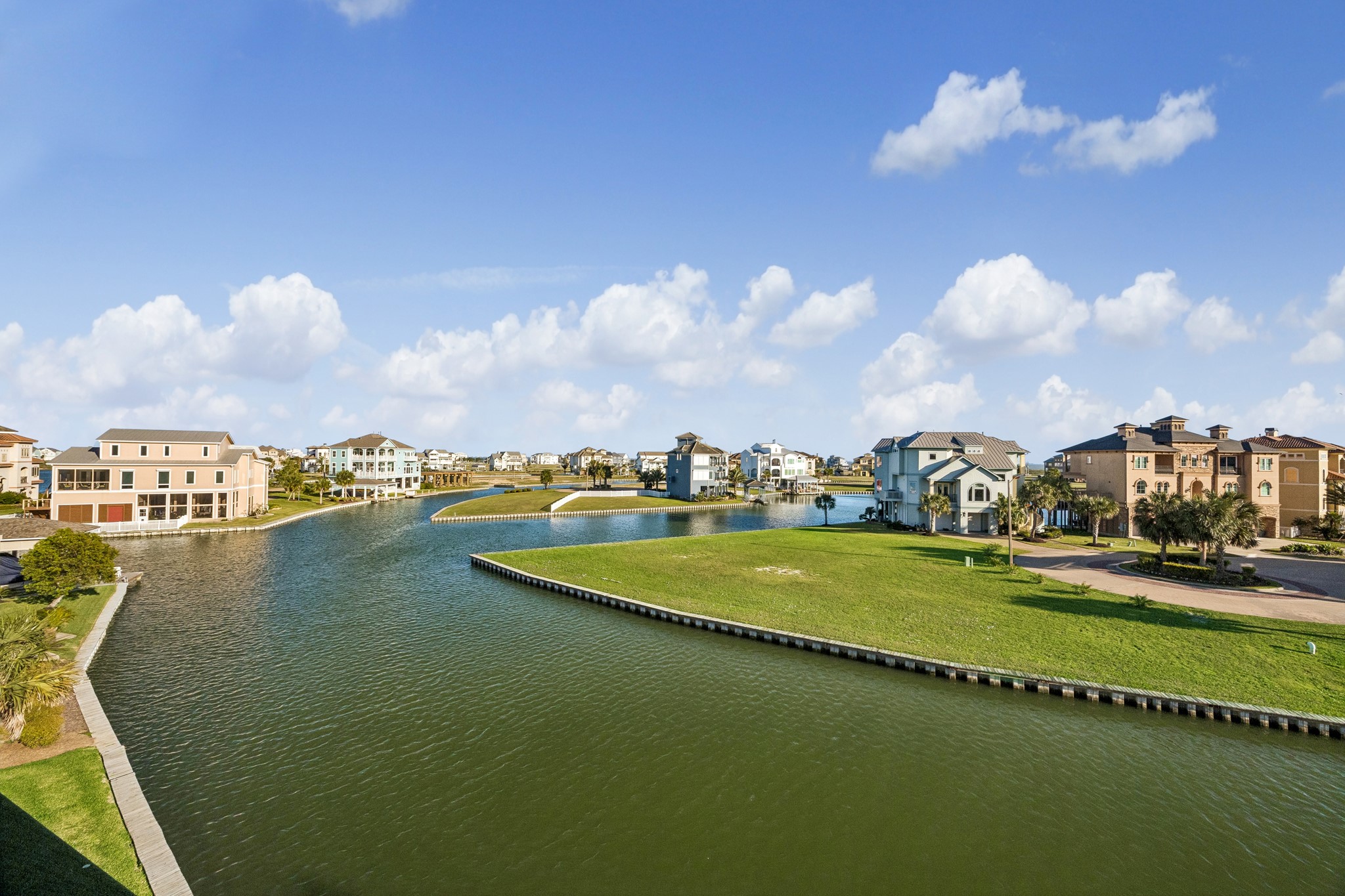 23 Fleming, Hitchcock, TX 77563