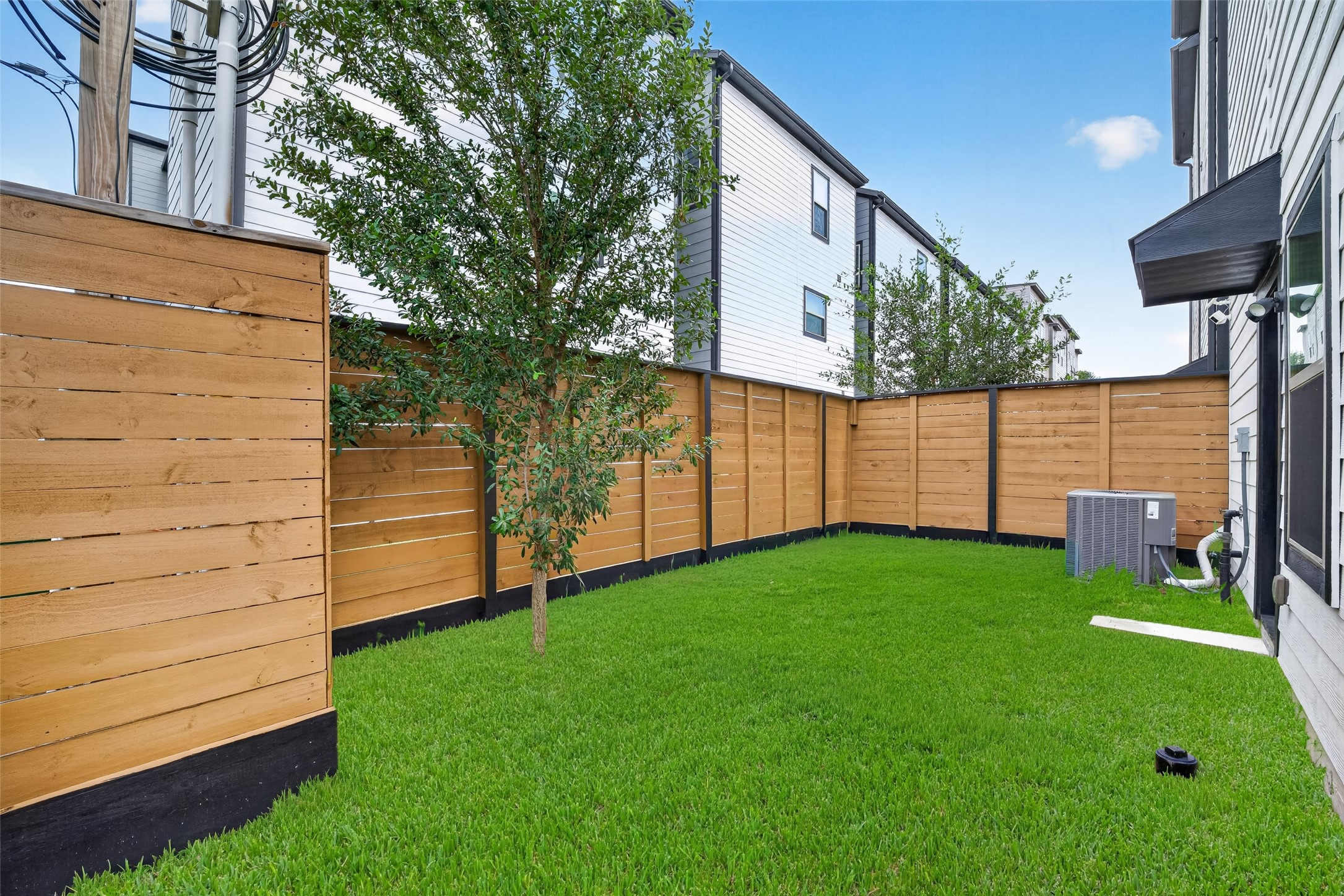 2341 Eagle Street, Houston, TX 77004
