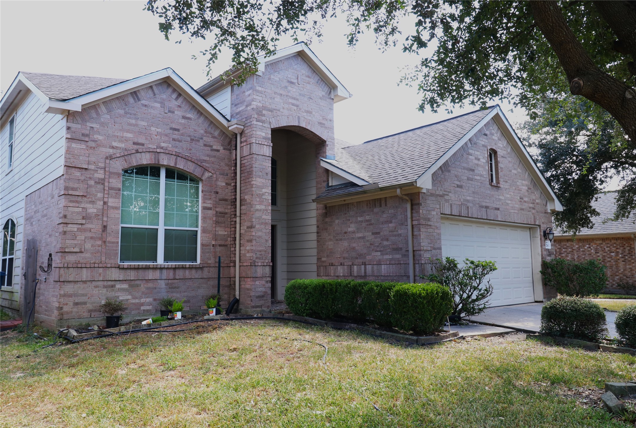 21802 Saragosa Pond Lane, Spring, TX 77379
