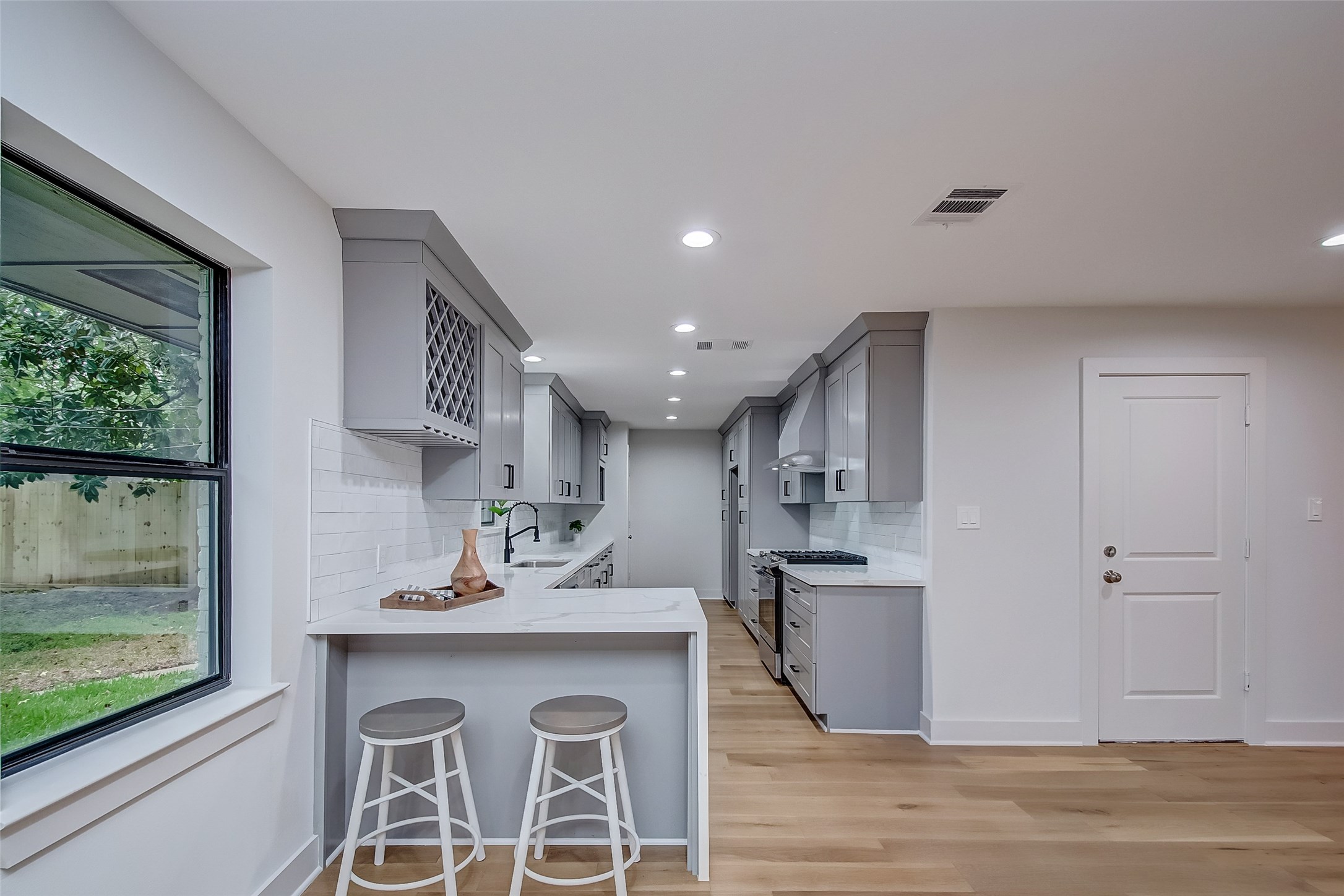 3515 Mona Lee Lane, Houston, TX 77080