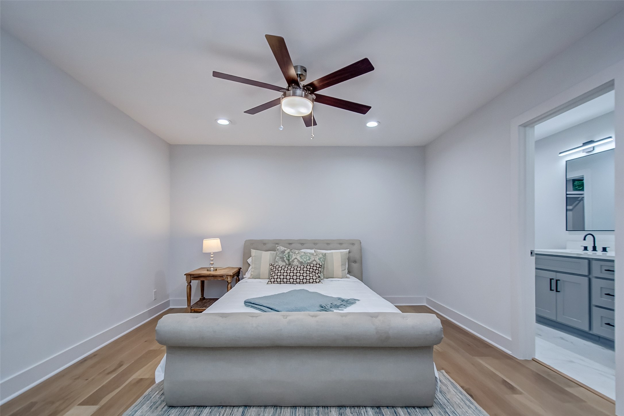 3515 Mona Lee Lane, Houston, TX 77080