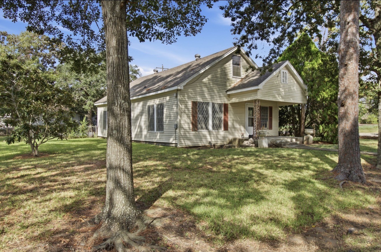 700 Alamo Street, Rosenberg, TX 77471 700 Alamo Street, Rosenberg, TX 77471