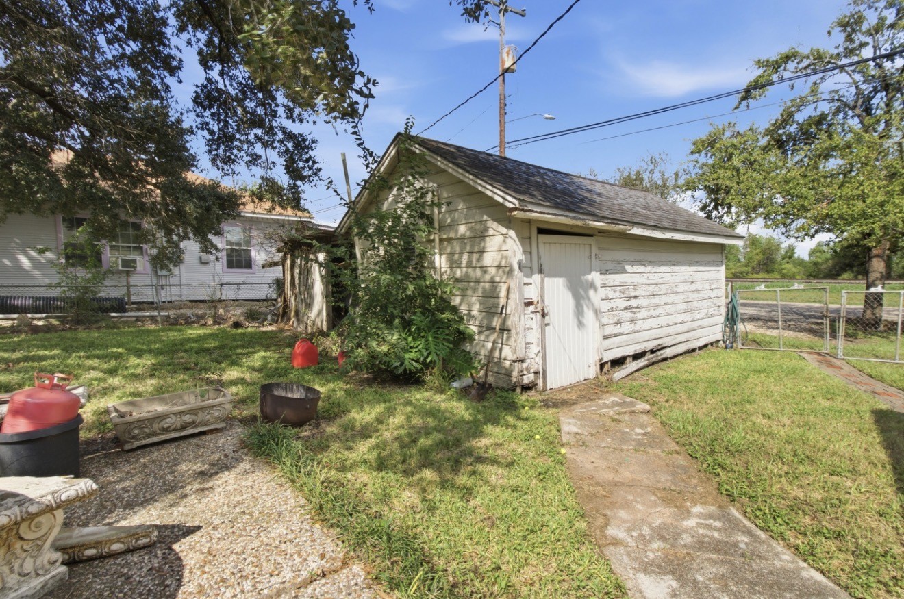 700 Alamo Street, Rosenberg, TX 77471