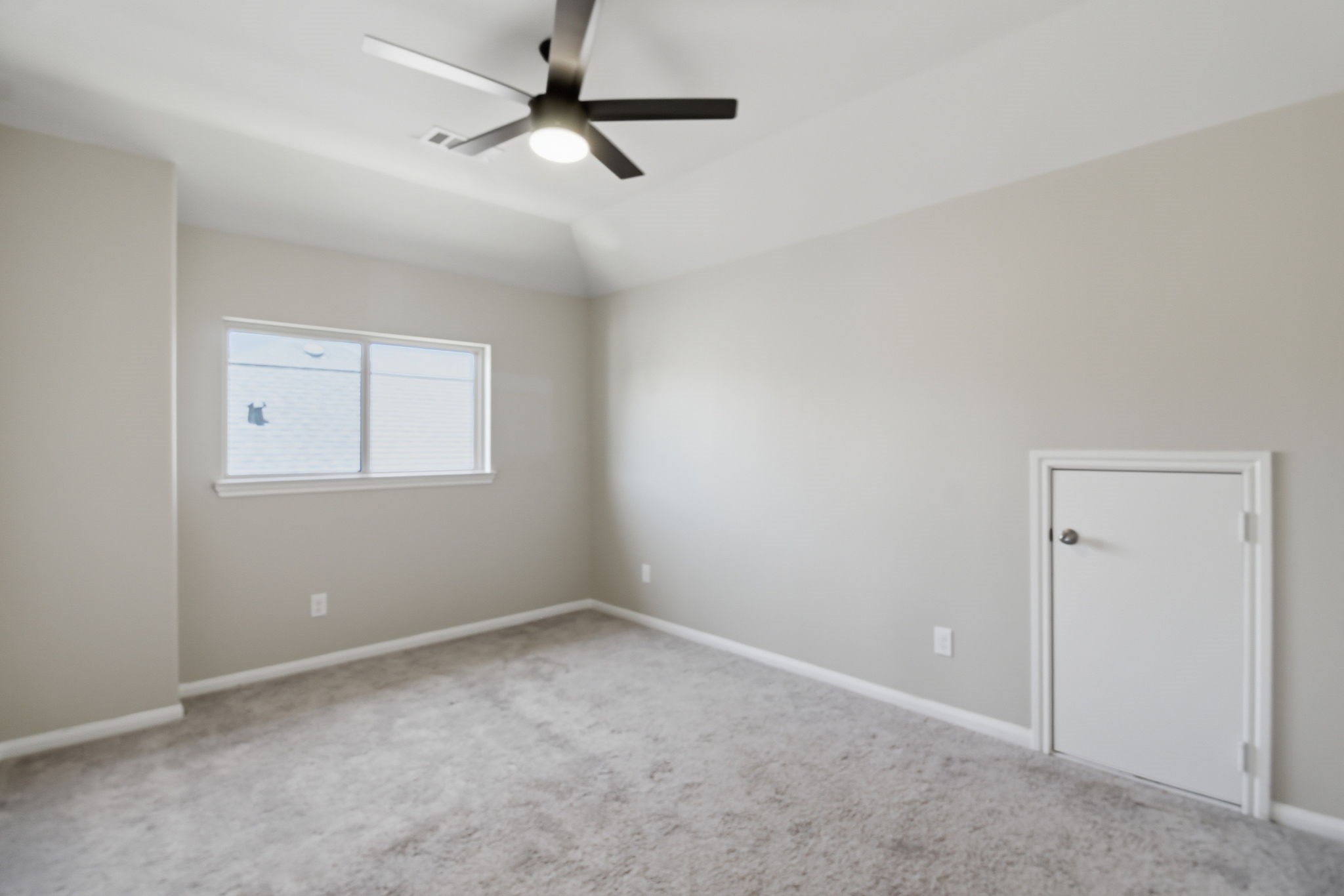 3rd bedroom upstairs