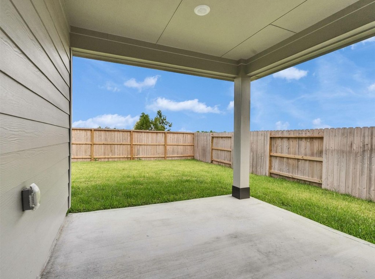 10407 Hermann Trace, Texas City, TX 77591