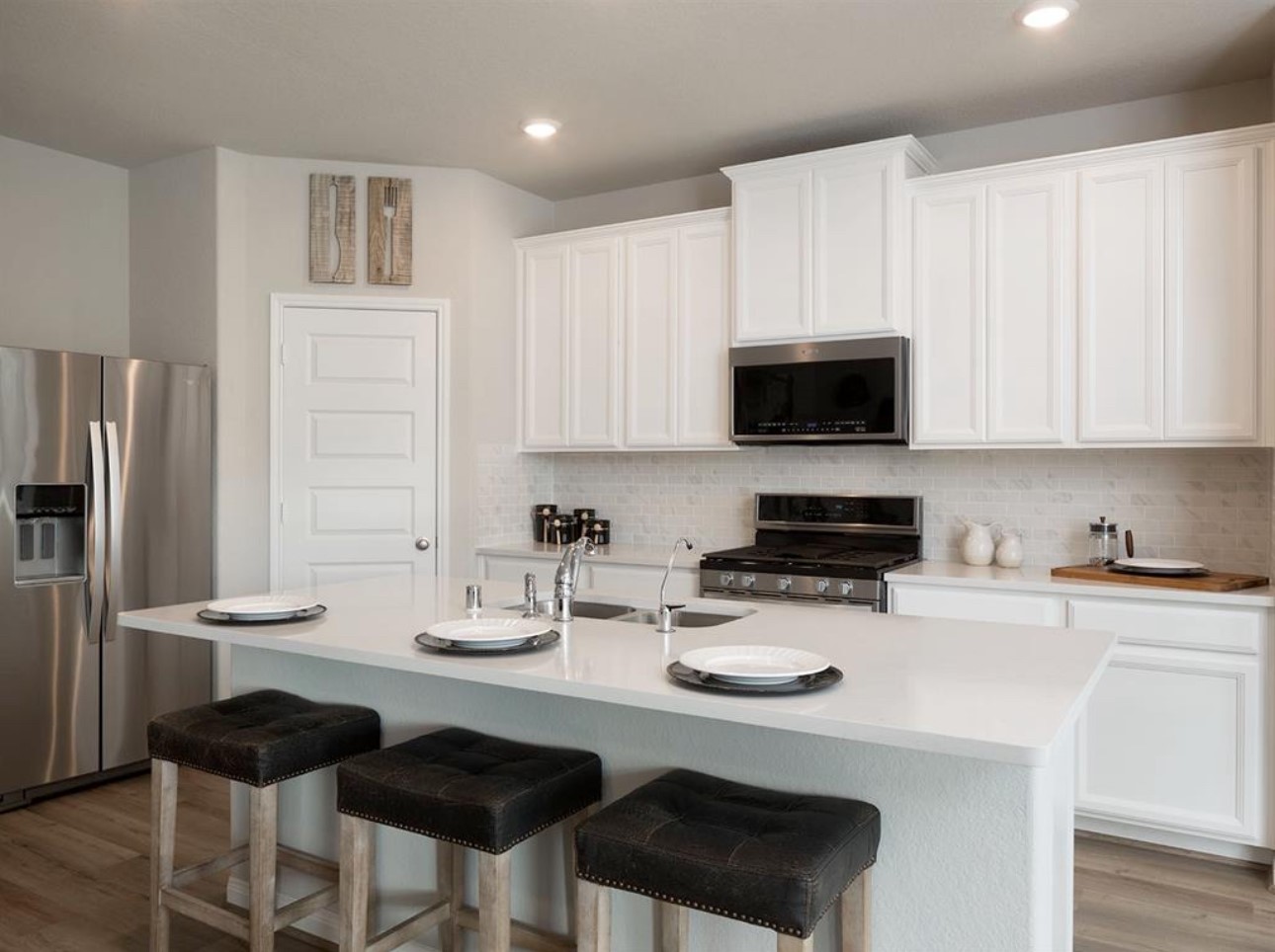 10407 Hermann Trace, Texas City, TX 77591