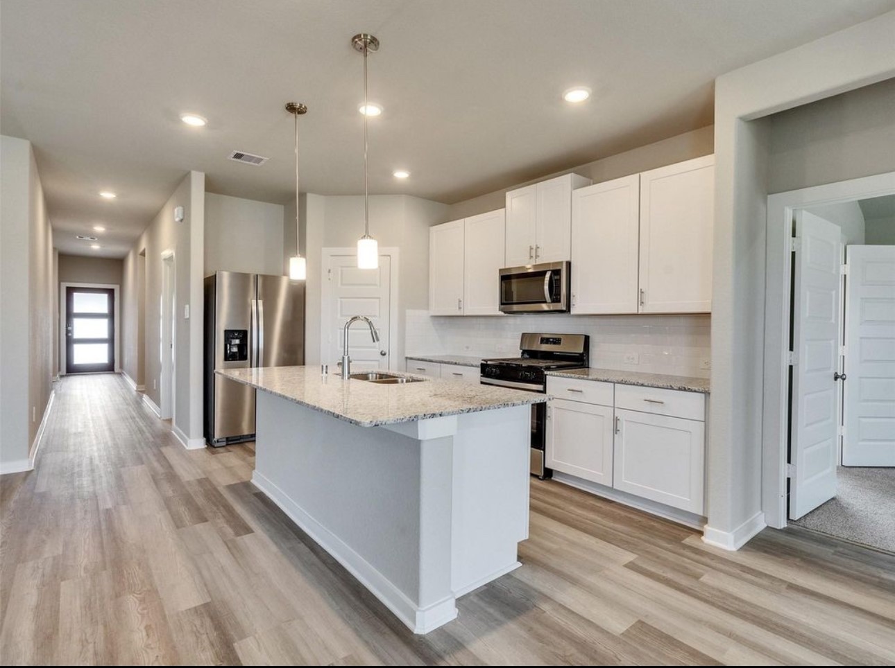 10407 Hermann Trace, Texas City, TX 77591
