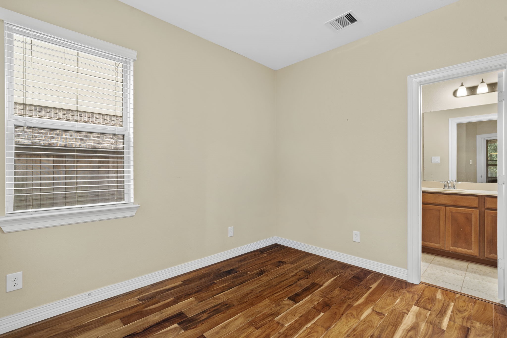 Guests and extended family will enjoy comfort and privacy in the first-floor guest suite.